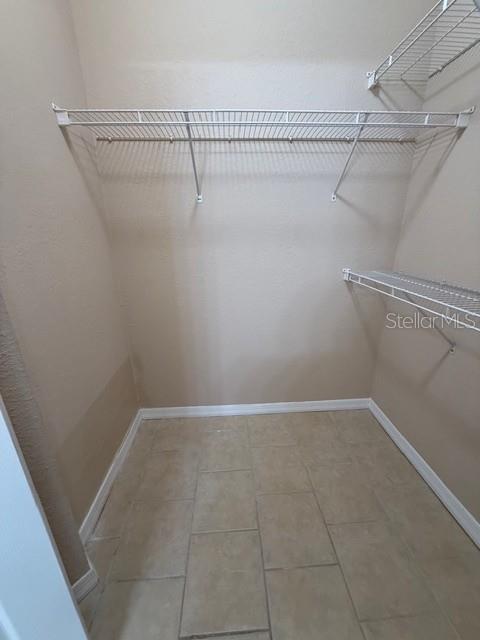 ADMIRALS WALK - Residential Lease