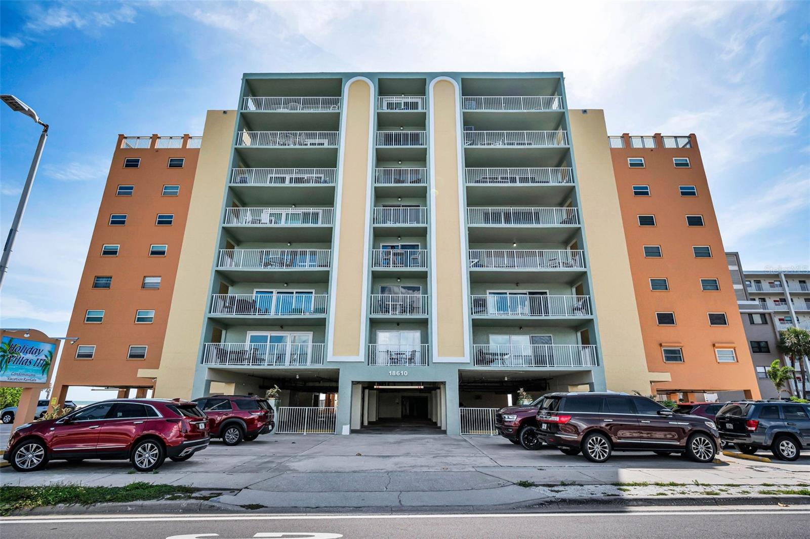 18610 GULF BOULEVARD 610
