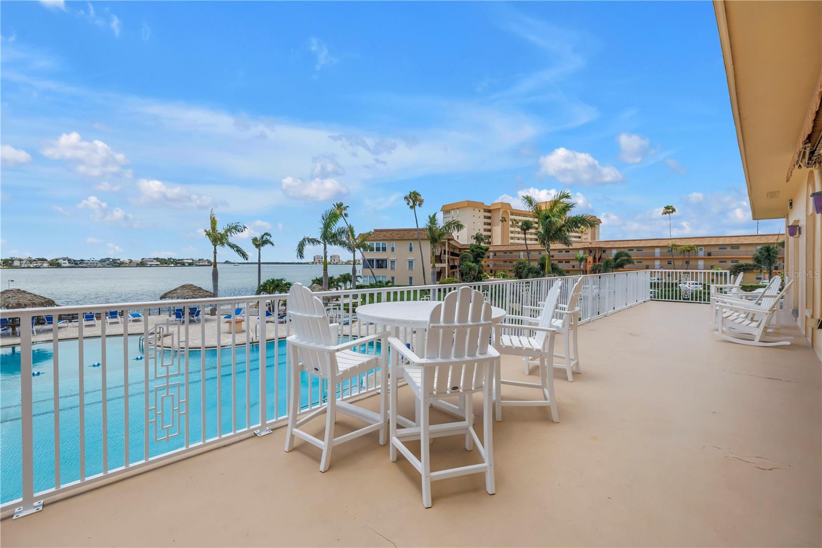 BAYWAY ISLES POINT BRITTANY FOUR - Residential