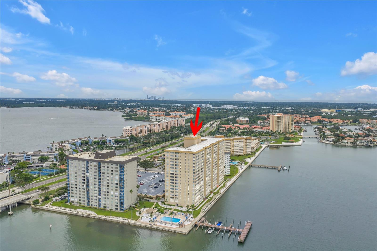BAYWAY ISLES POINT BRITTANY FOUR - Residential