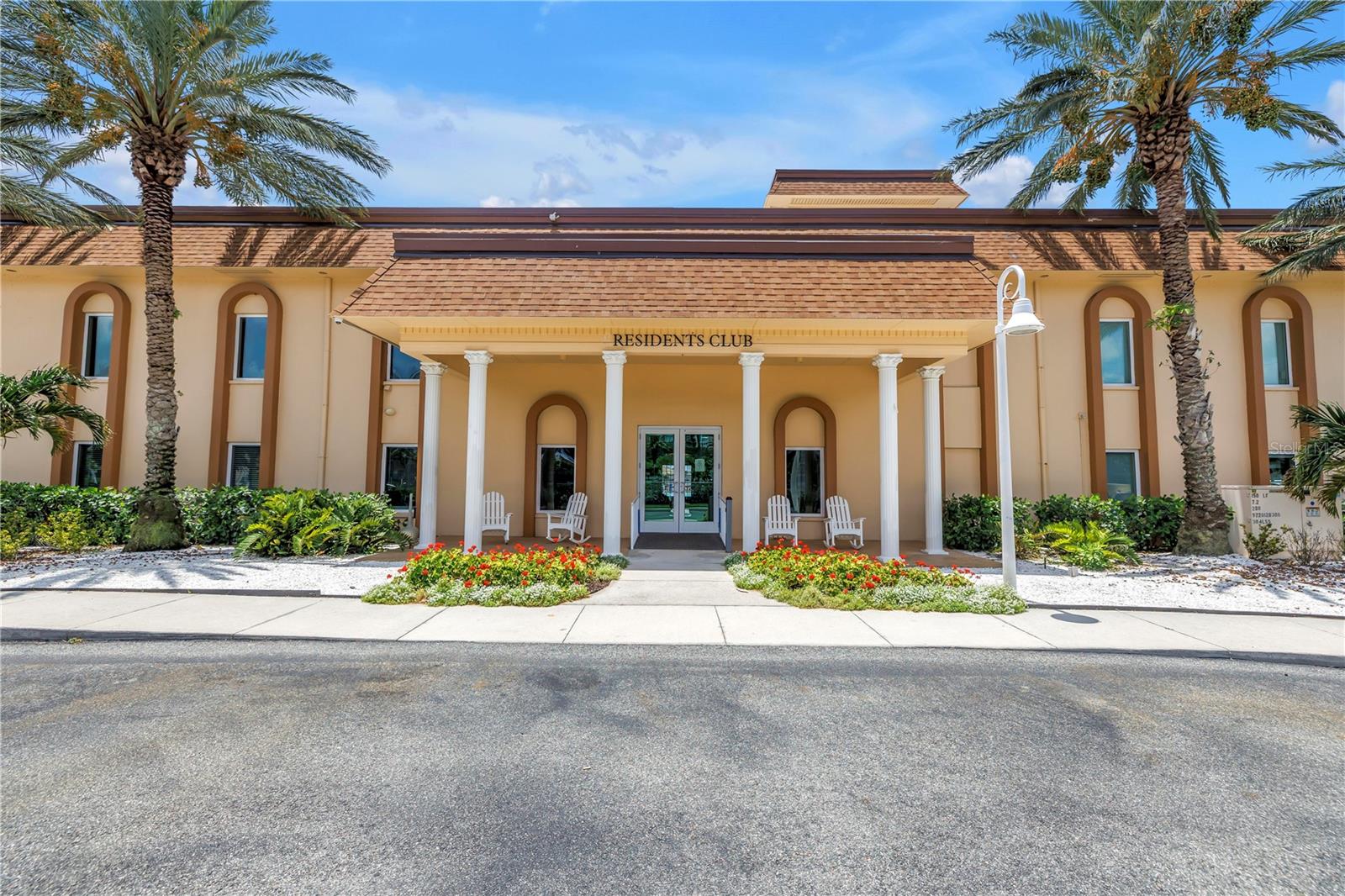 BAYWAY ISLES POINT BRITTANY FOUR - Residential