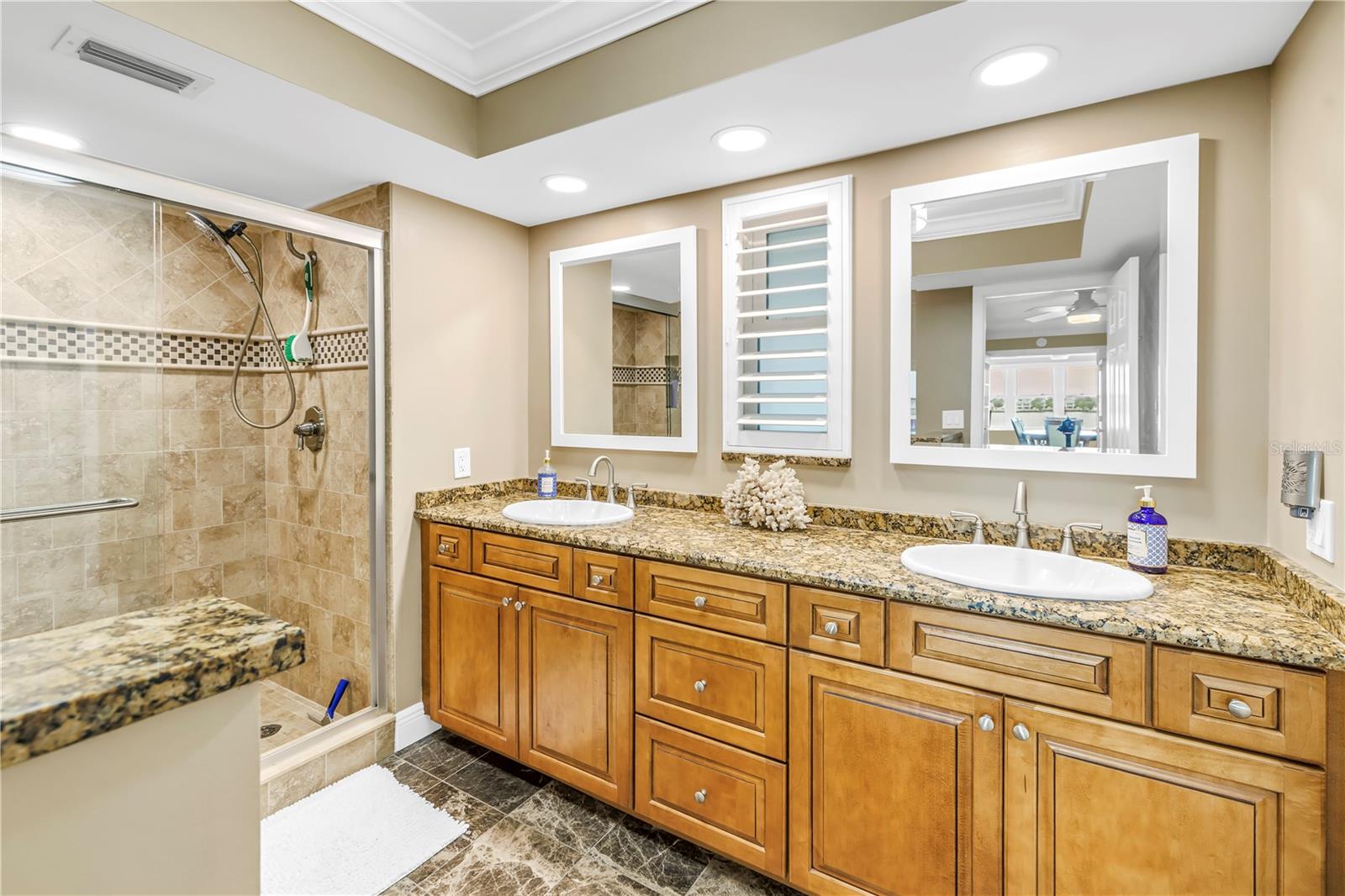 BAYWAY ISLES POINT BRITTANY FOUR - Residential
