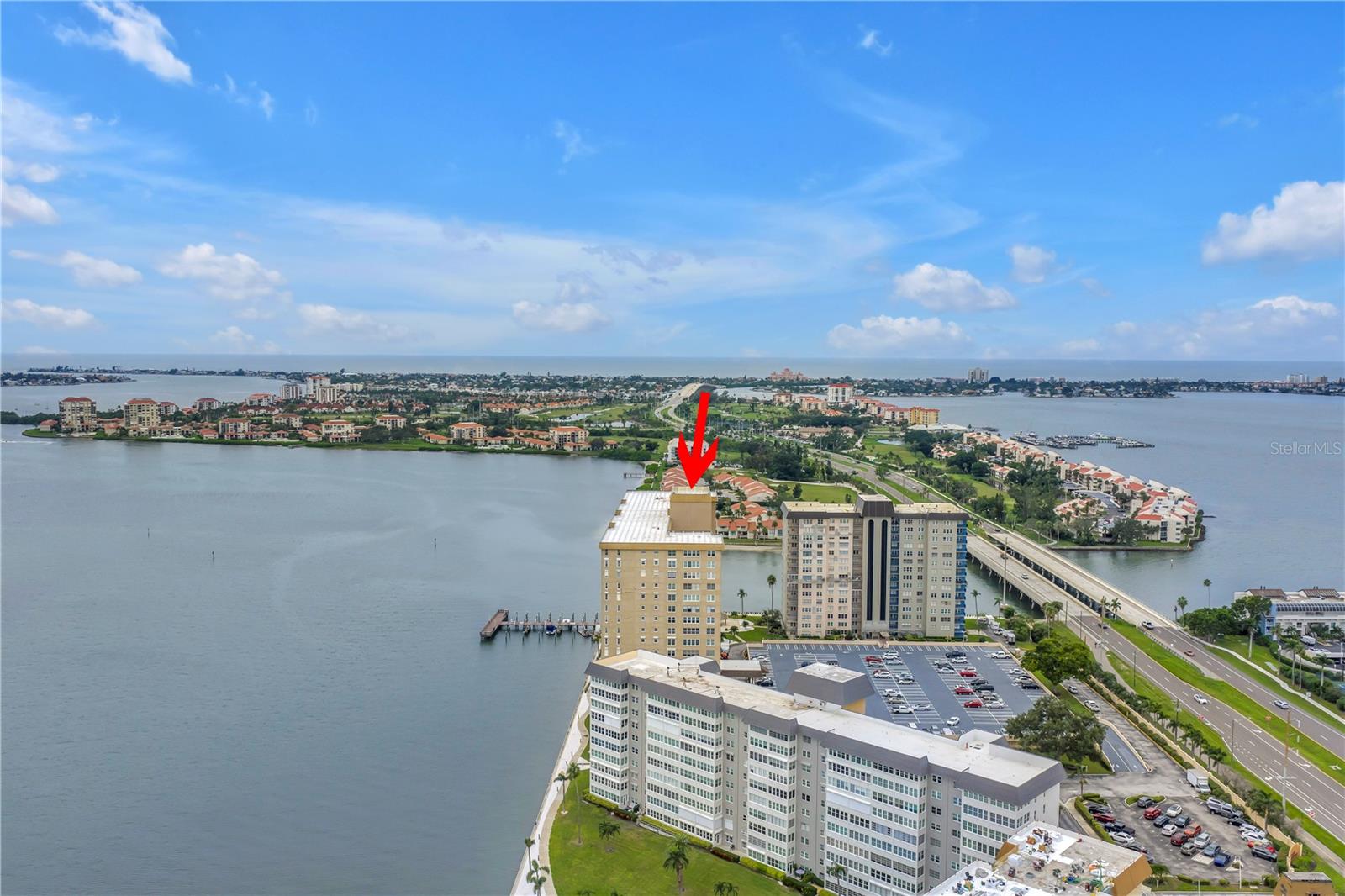 BAYWAY ISLES POINT BRITTANY FOUR - Residential