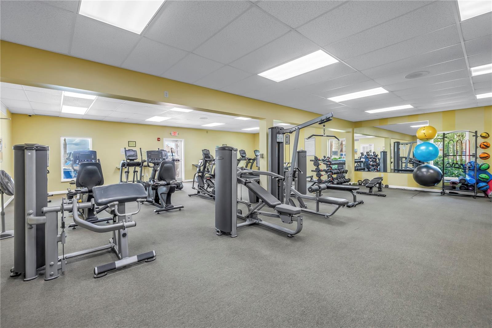 BAYWAY ISLES POINT BRITTANY FOUR - Residential