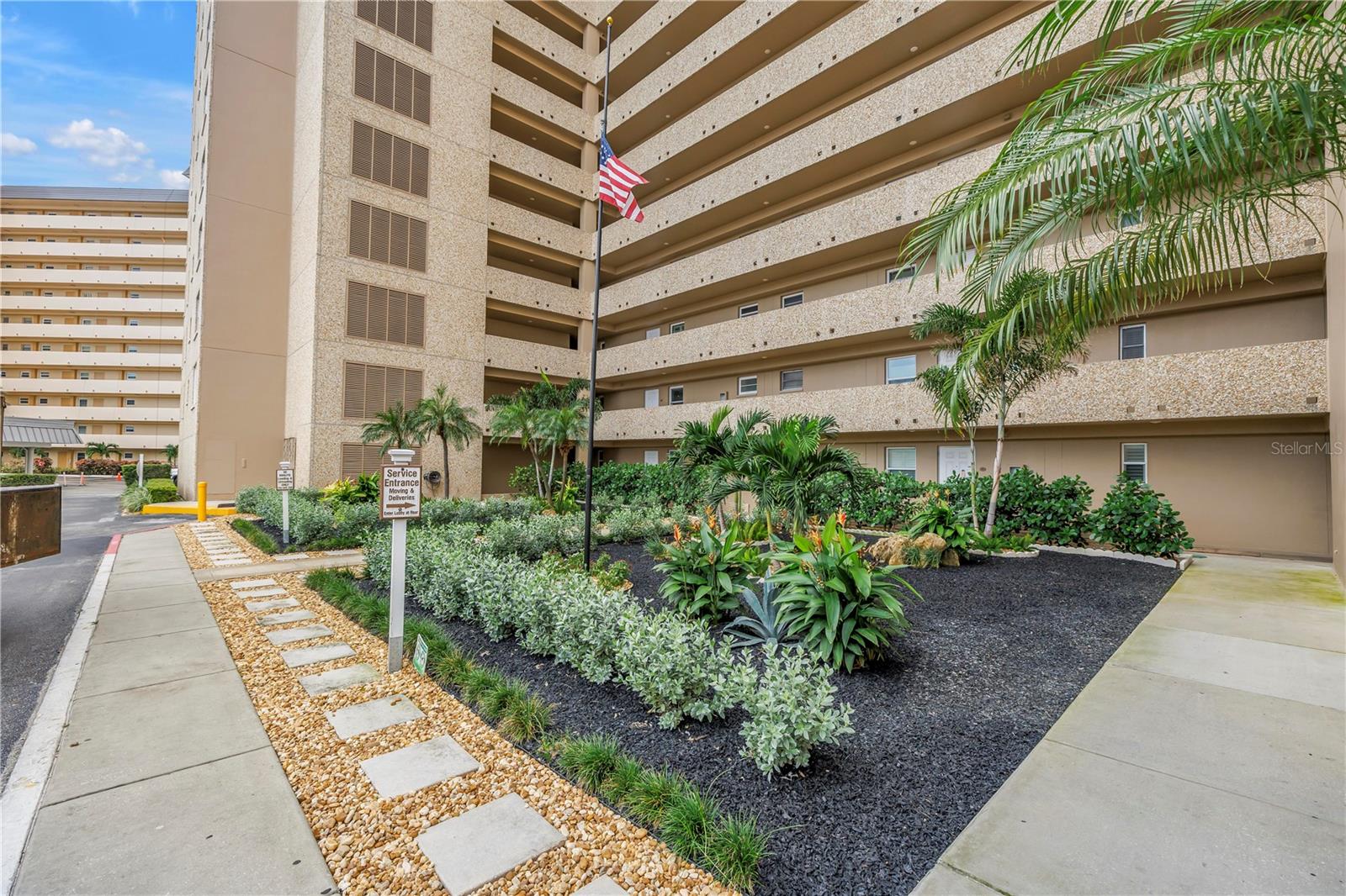 BAYWAY ISLES POINT BRITTANY FOUR - Residential