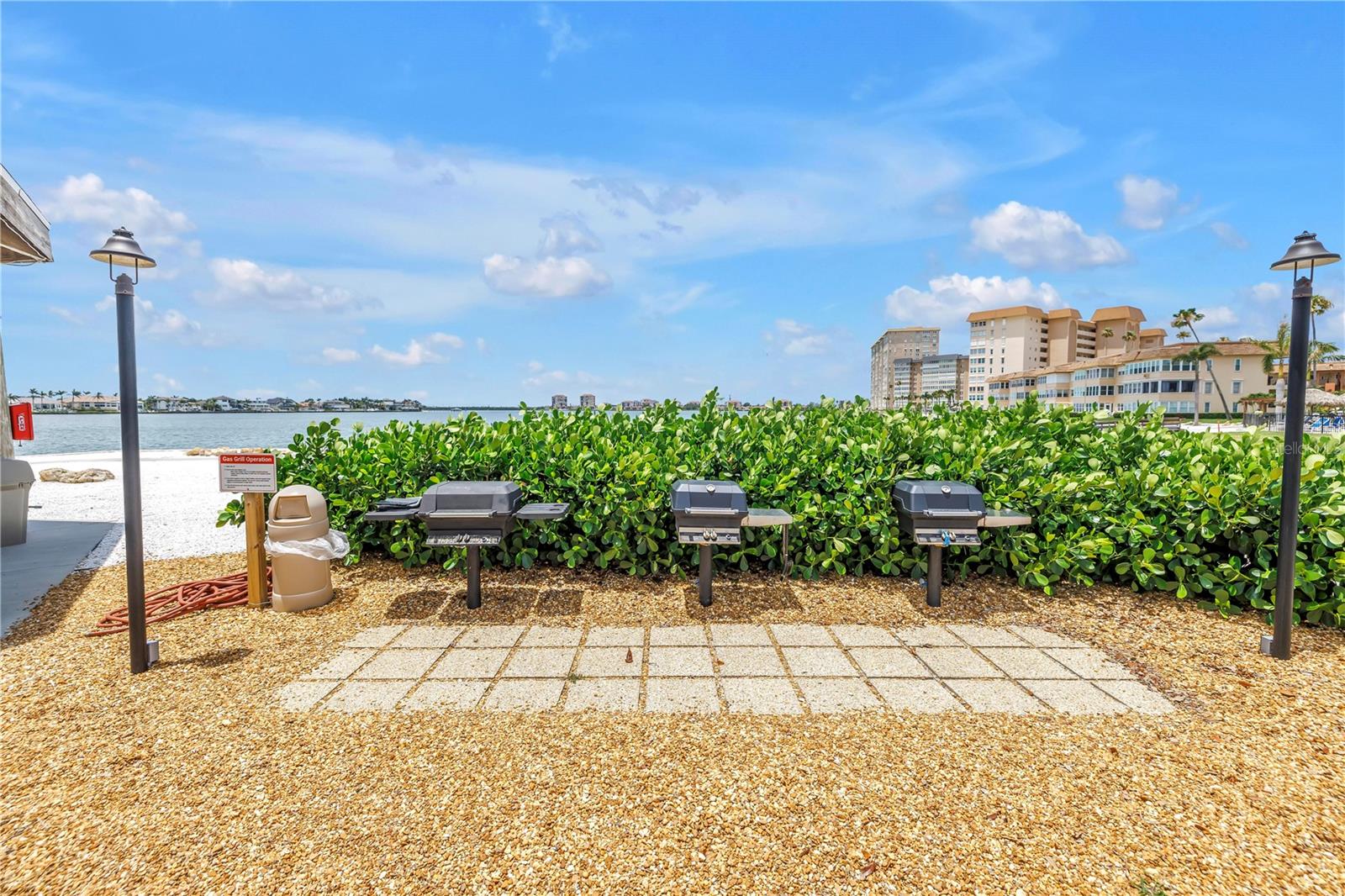 BAYWAY ISLES POINT BRITTANY FOUR - Residential