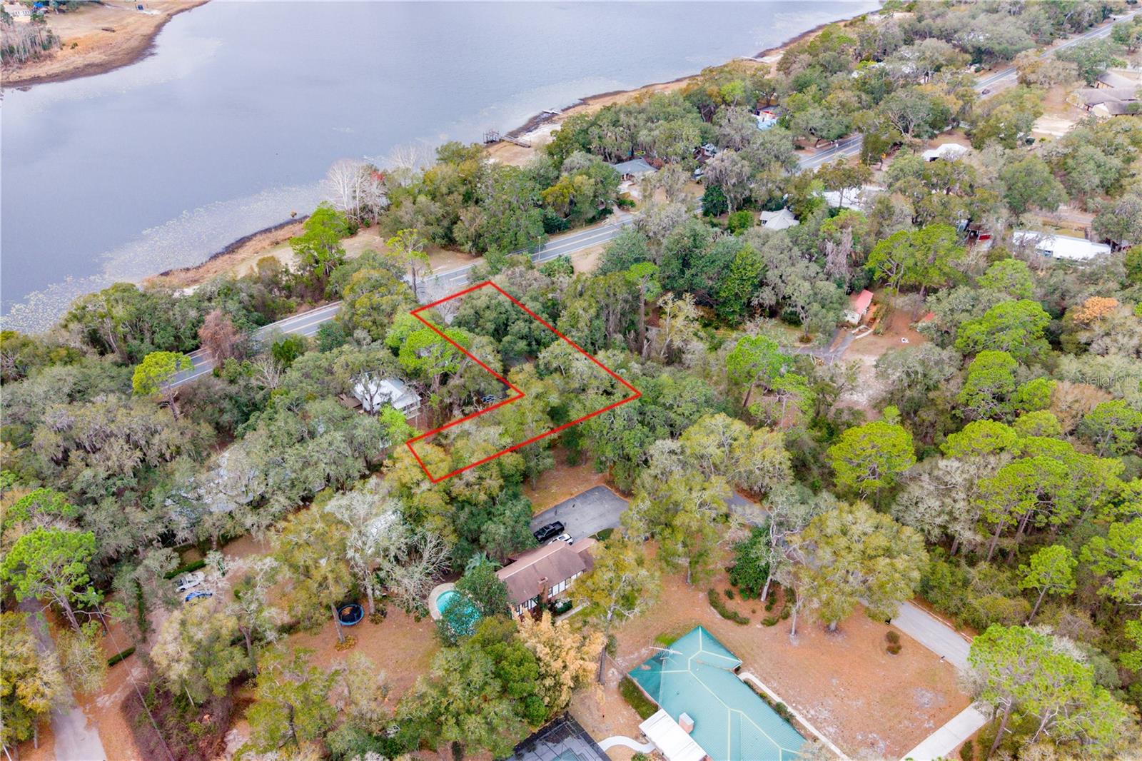 LAKEVIEW HLNDS - Residential