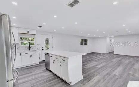 LAKEVIEW HLNDS - Residential