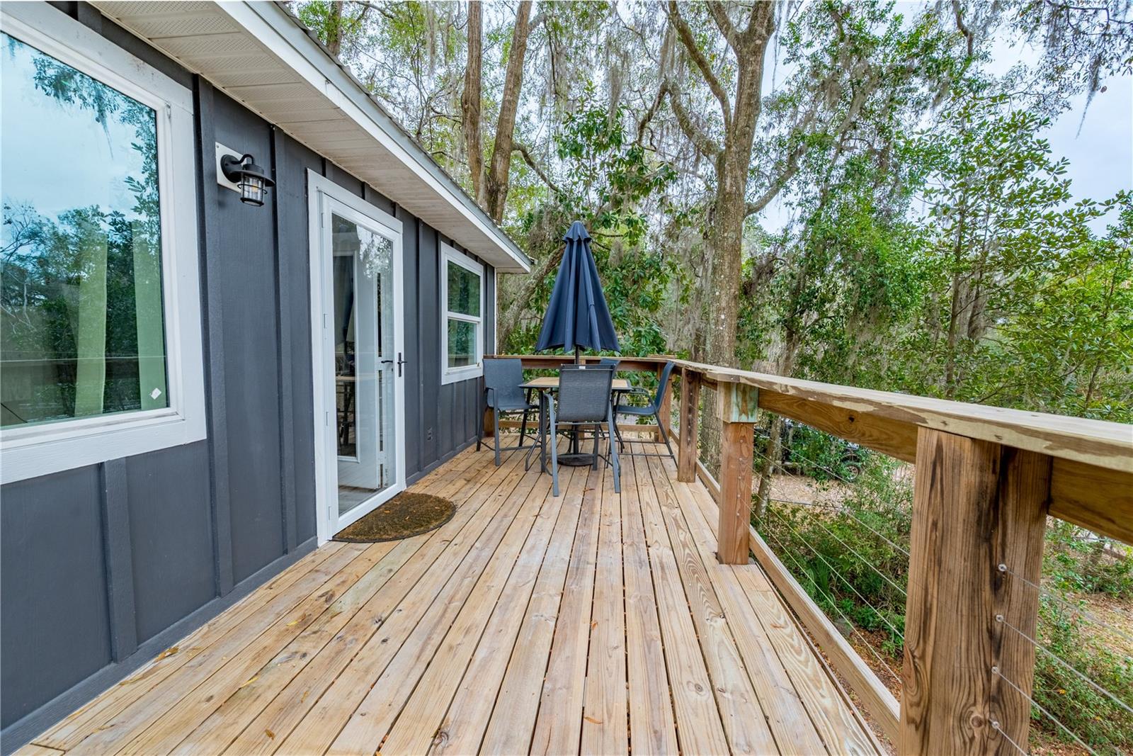 LAKEVIEW HLNDS - Residential