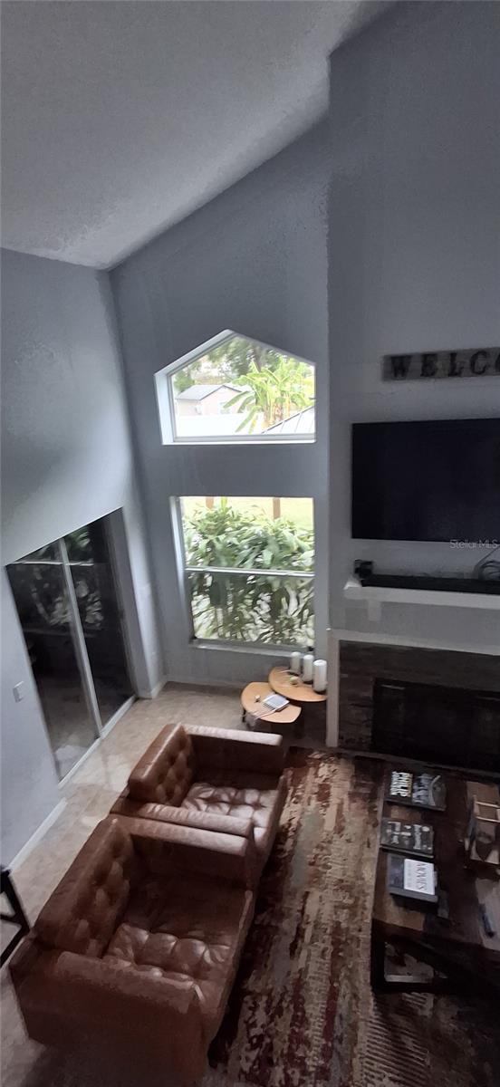 CRYSTAL RIDGE - Residential Lease