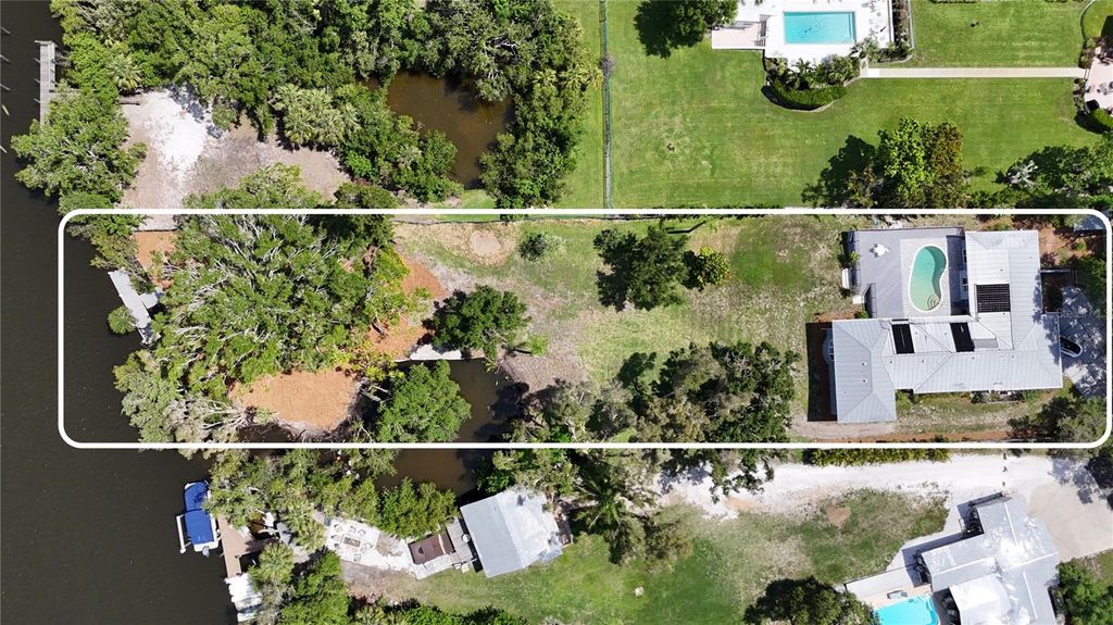 Photo of 4771 Riverwood Circle, Sarasota, FL 34231 (MLS # A4654424)