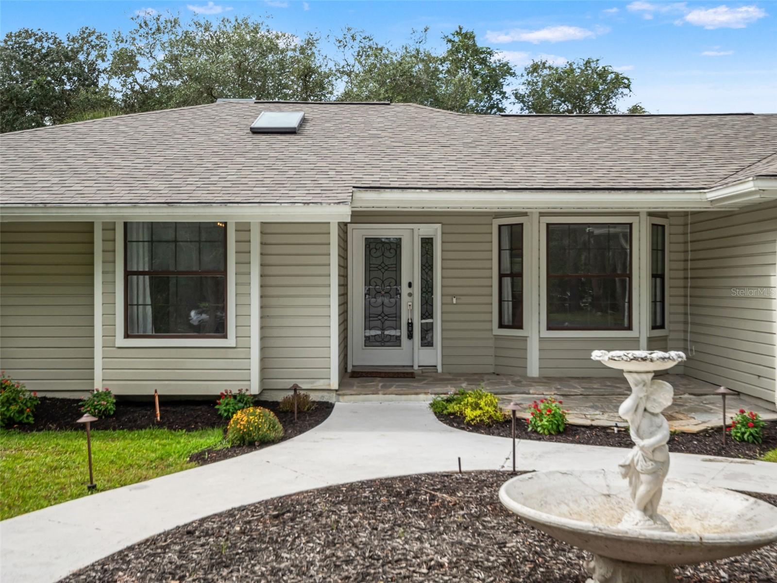 298 LAKE MARKHAM ROAD