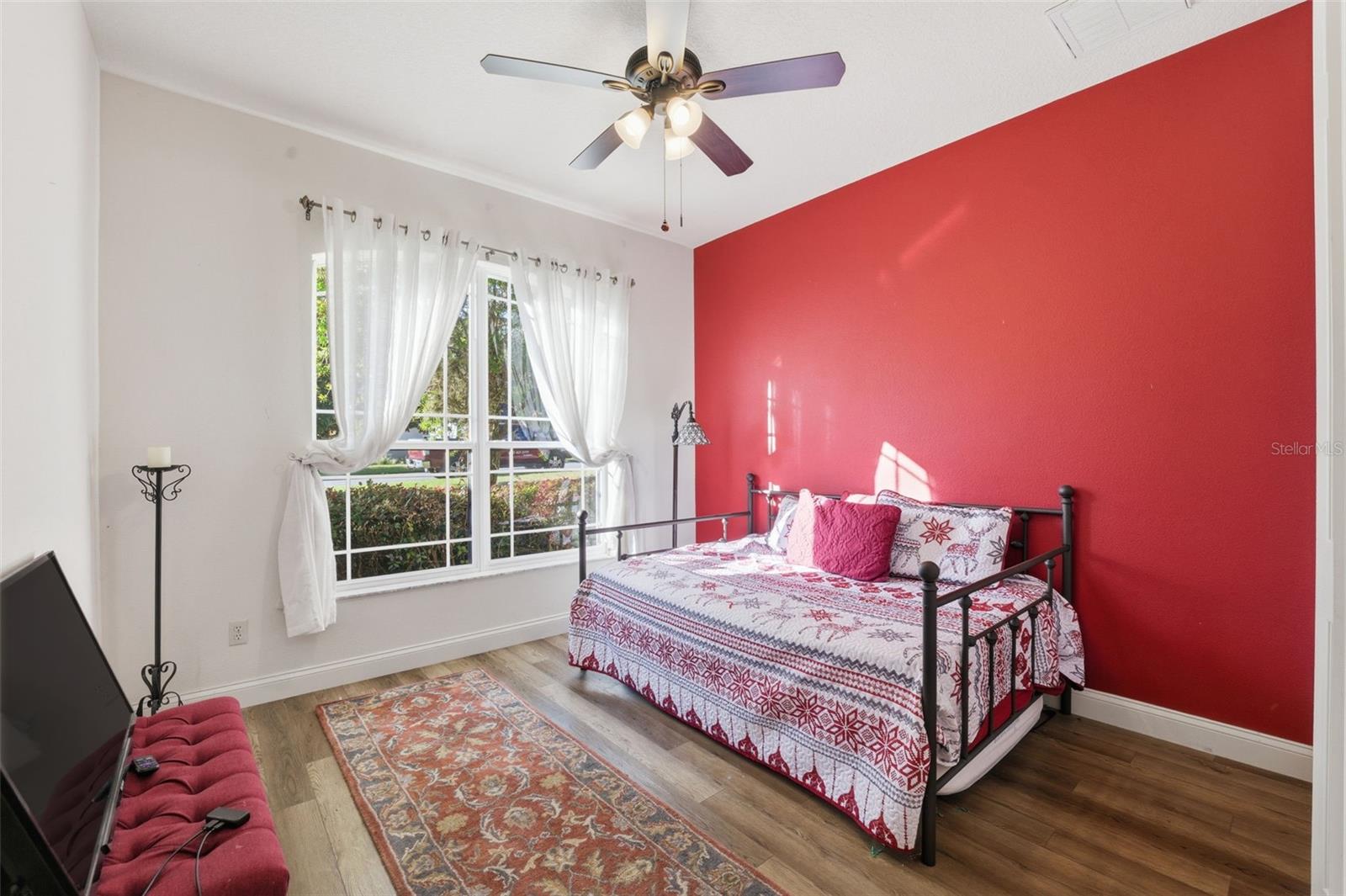 BRENTWOOD VILLAS 06 - Residential