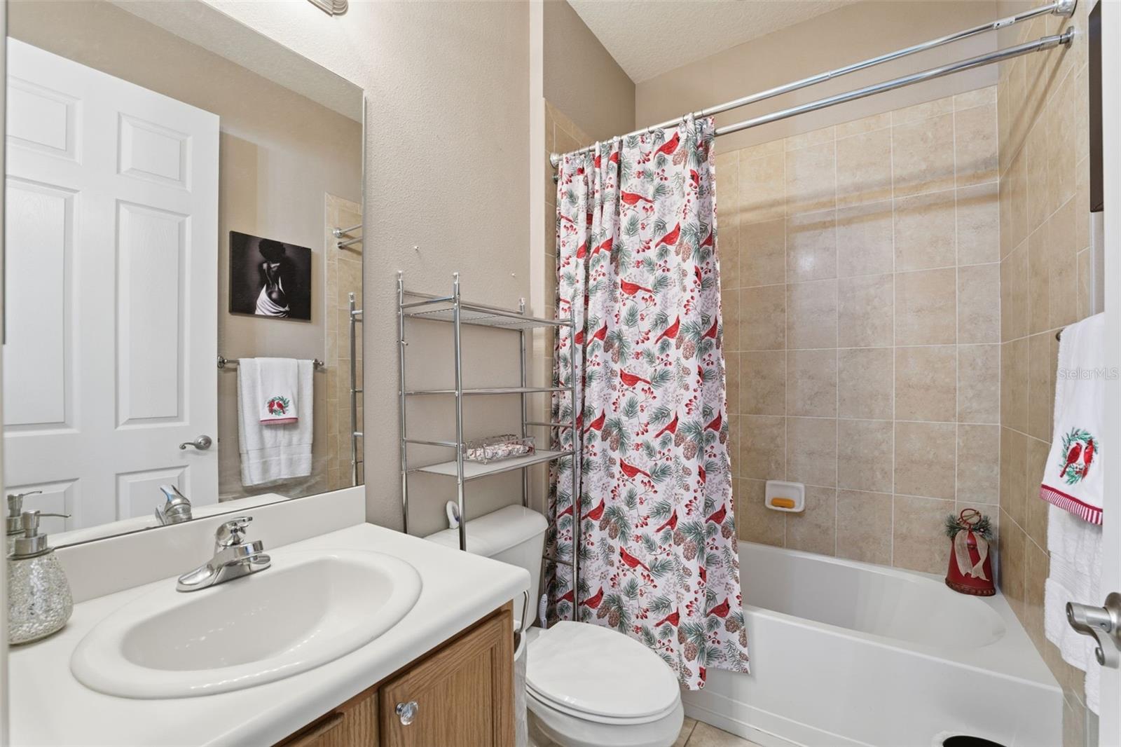 BRENTWOOD VILLAS 06 - Residential