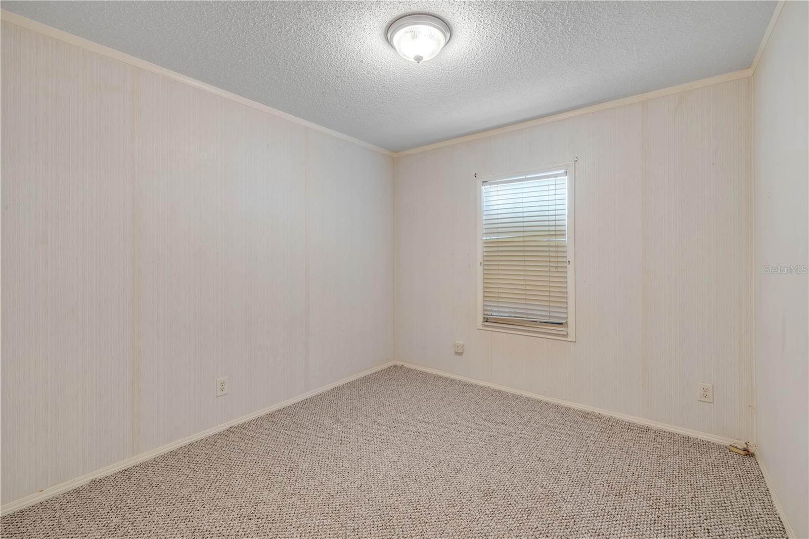 COMMONWEALTH MOBILE ESTATES - Residential