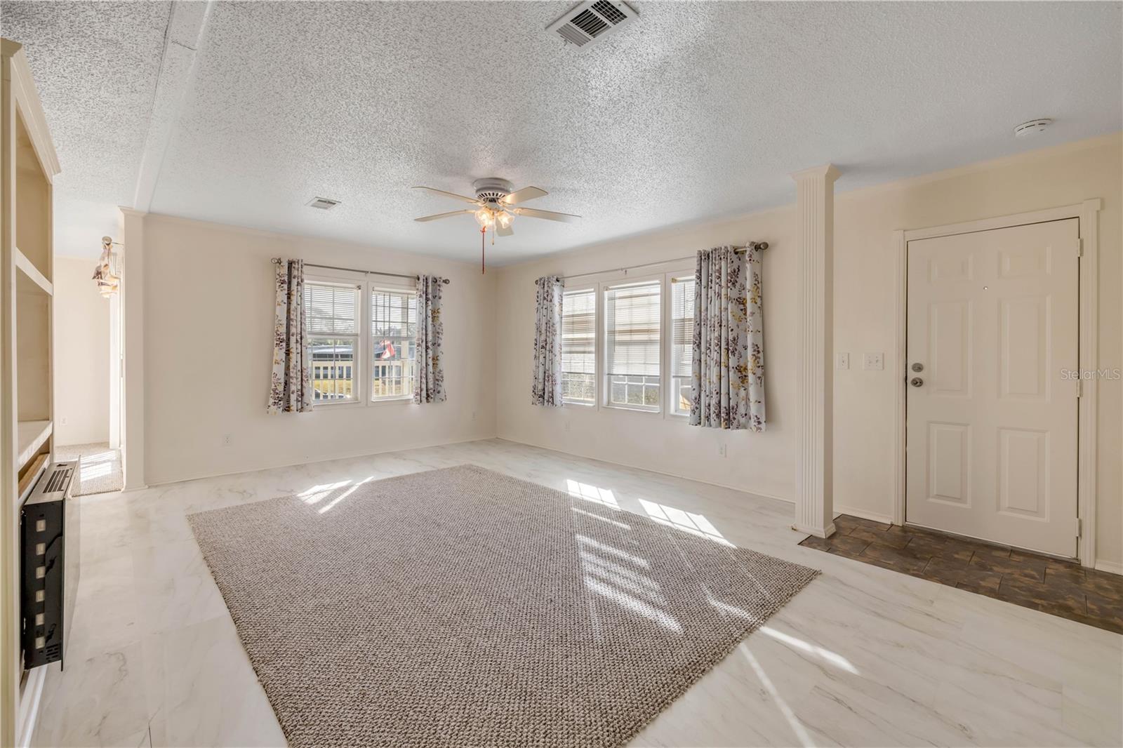 COMMONWEALTH MOBILE ESTATES - Residential