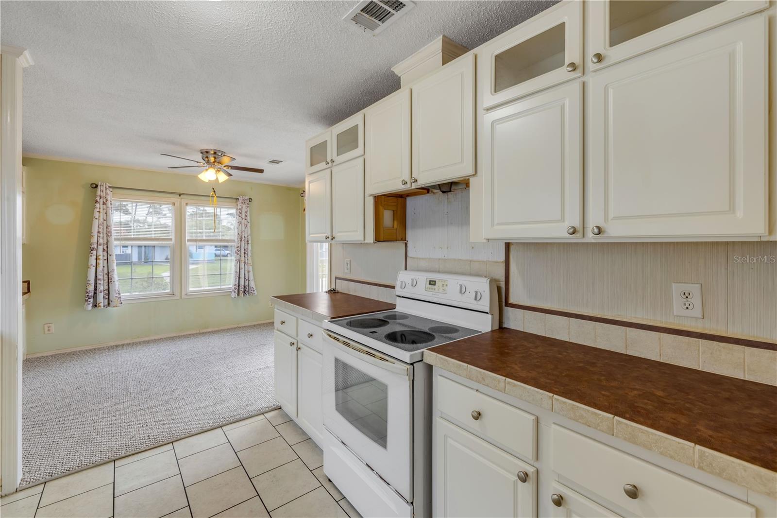 COMMONWEALTH MOBILE ESTATES - Residential