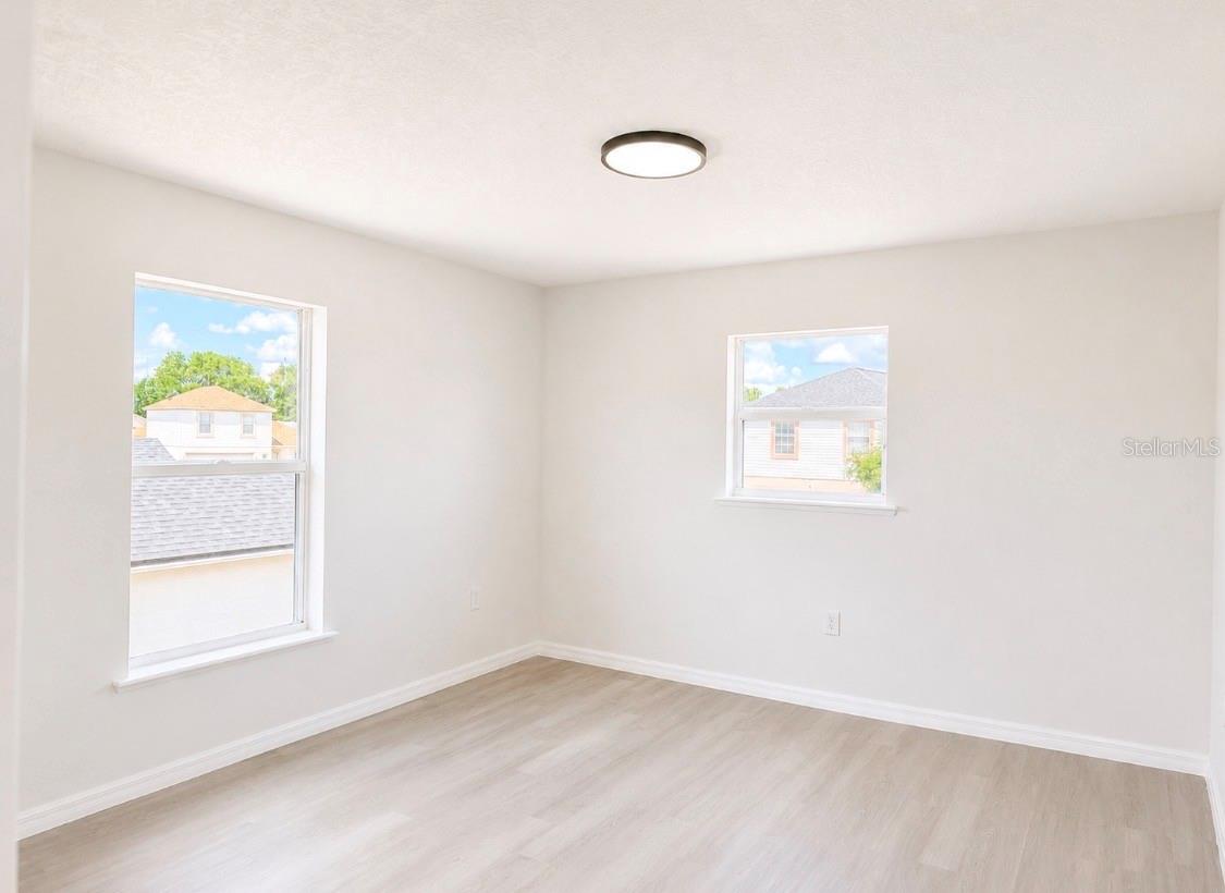 QUEENS COVE PH 04 - Residential