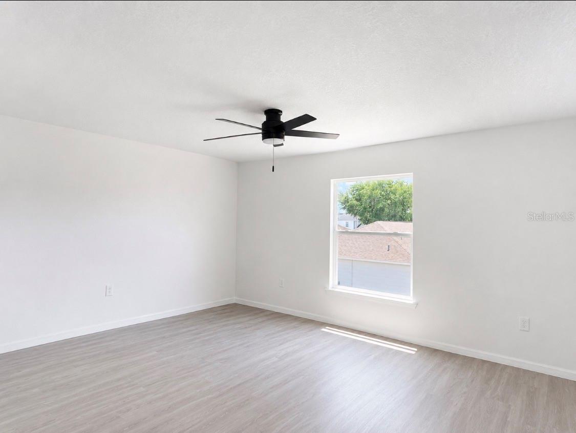 QUEENS COVE PH 04 - Residential