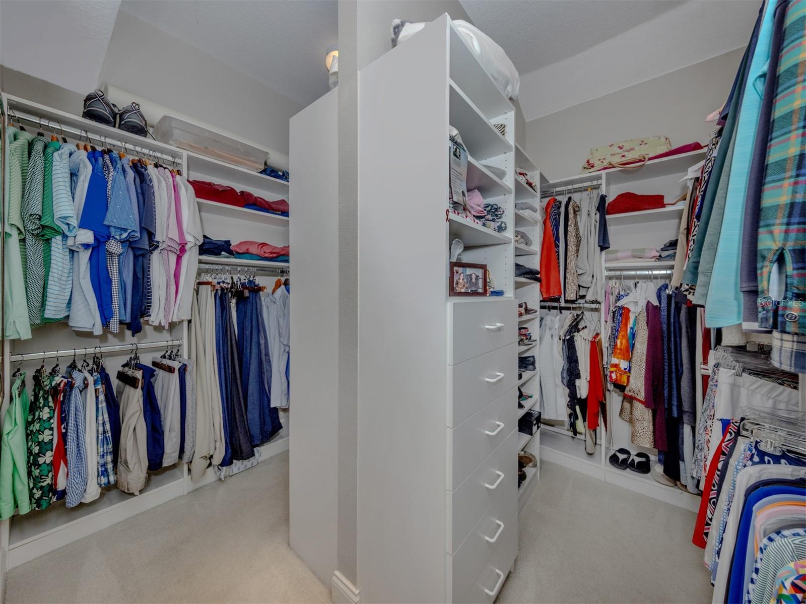 THE RESERVE - Residential