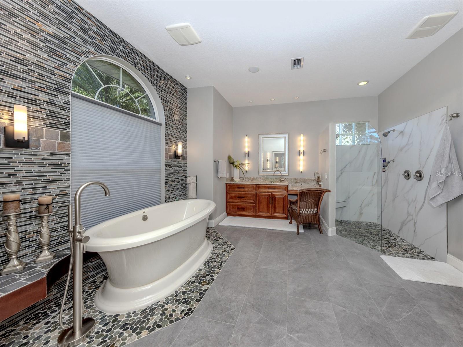 THE RESERVE - Residential