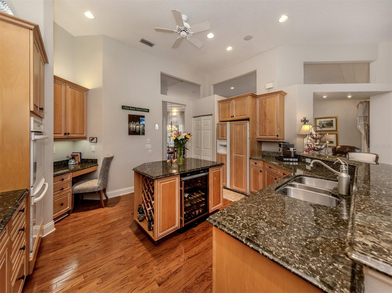 THE RESERVE - Residential