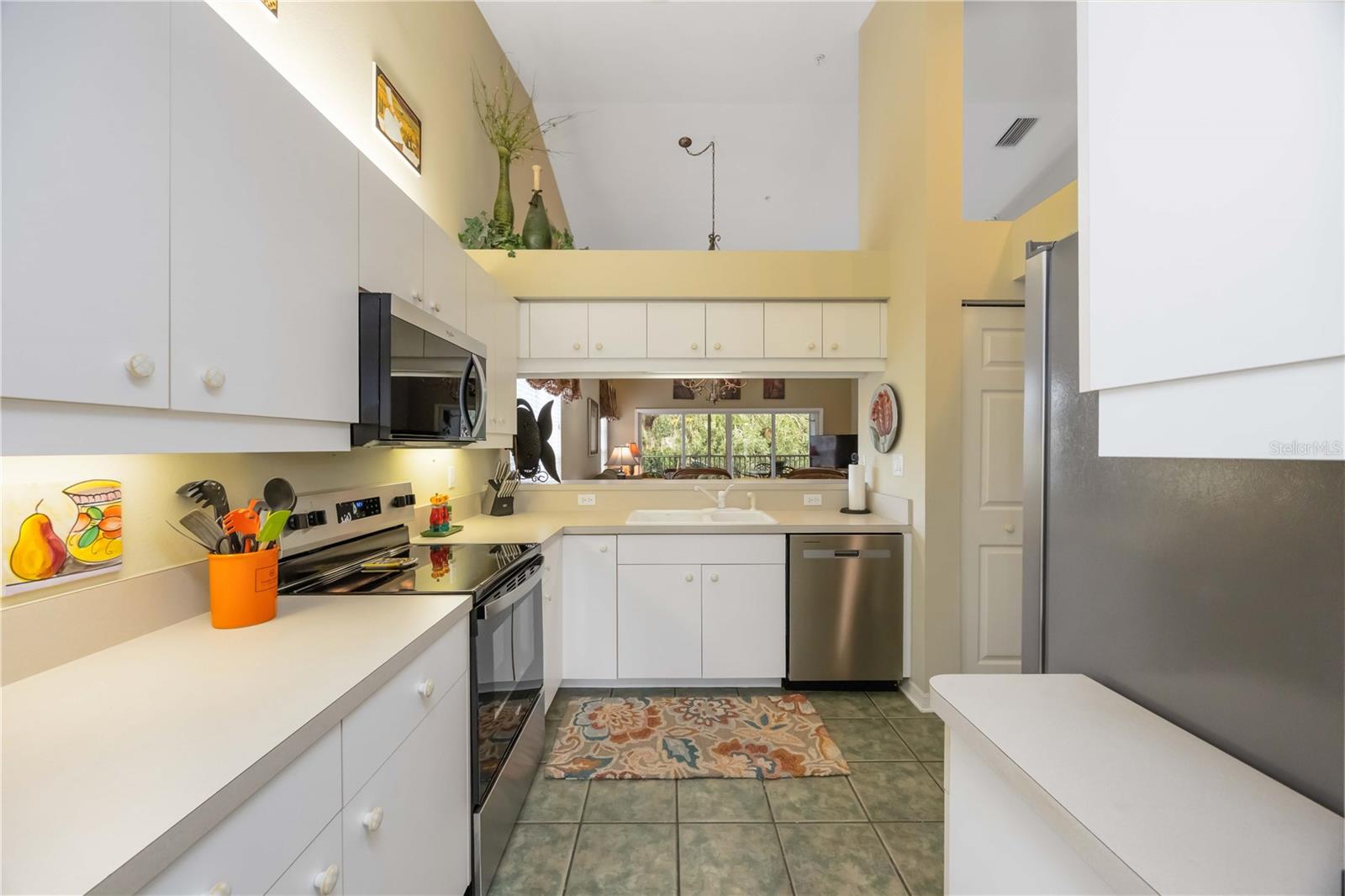 WEST PRESERVE AT WATERSIDE VILLAGE - Residential