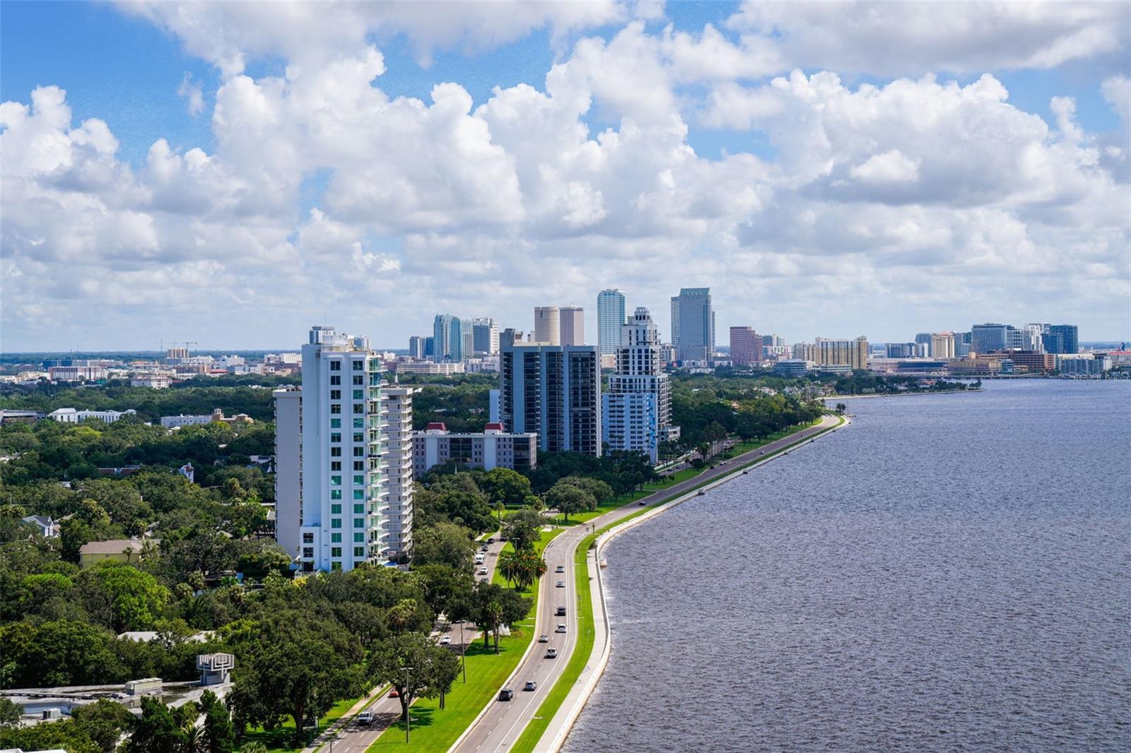 RITZ CARLTON RESIDENCES 2002 - Residential