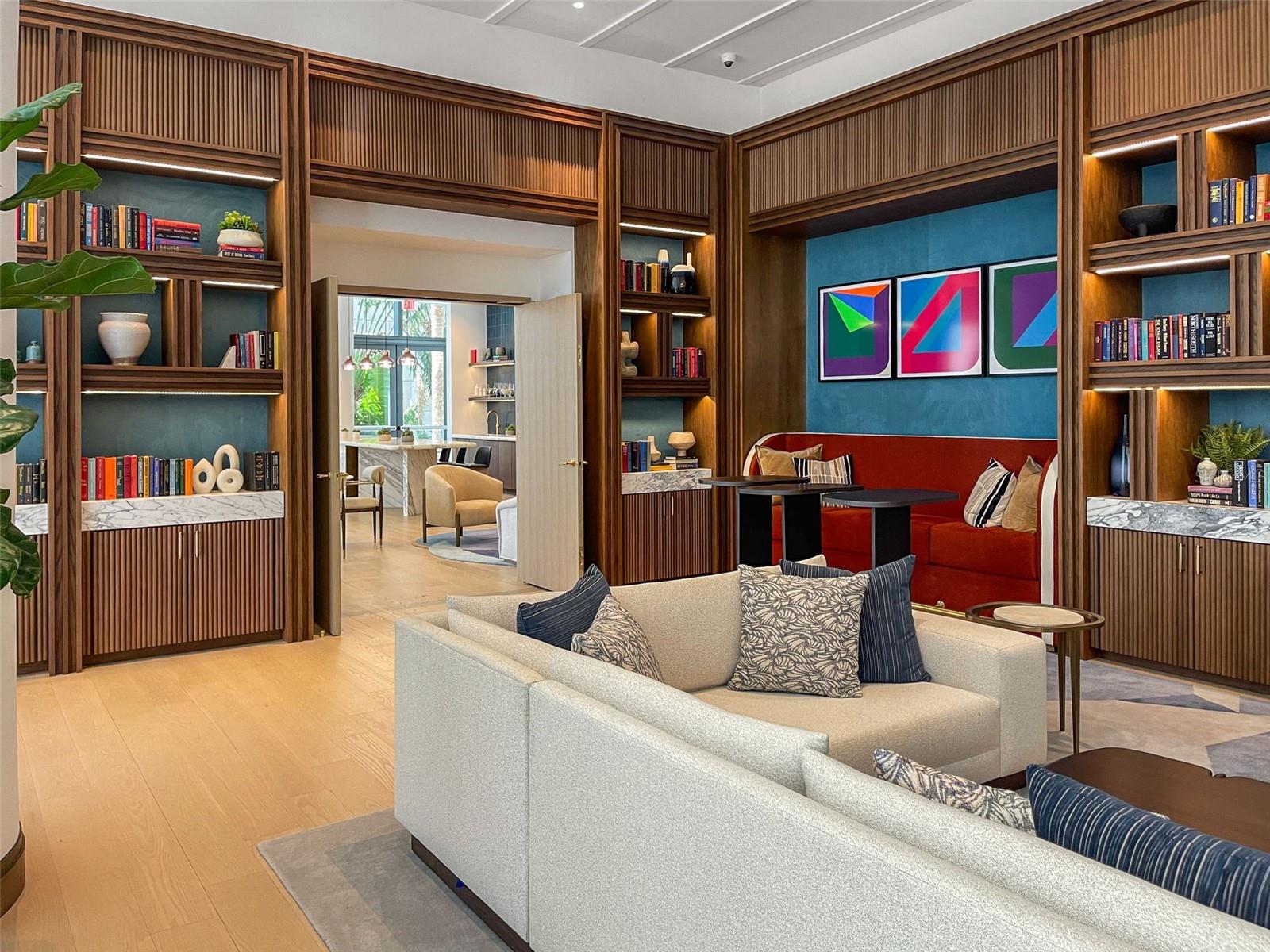 RITZ CARLTON RESIDENCES 2002 - Residential