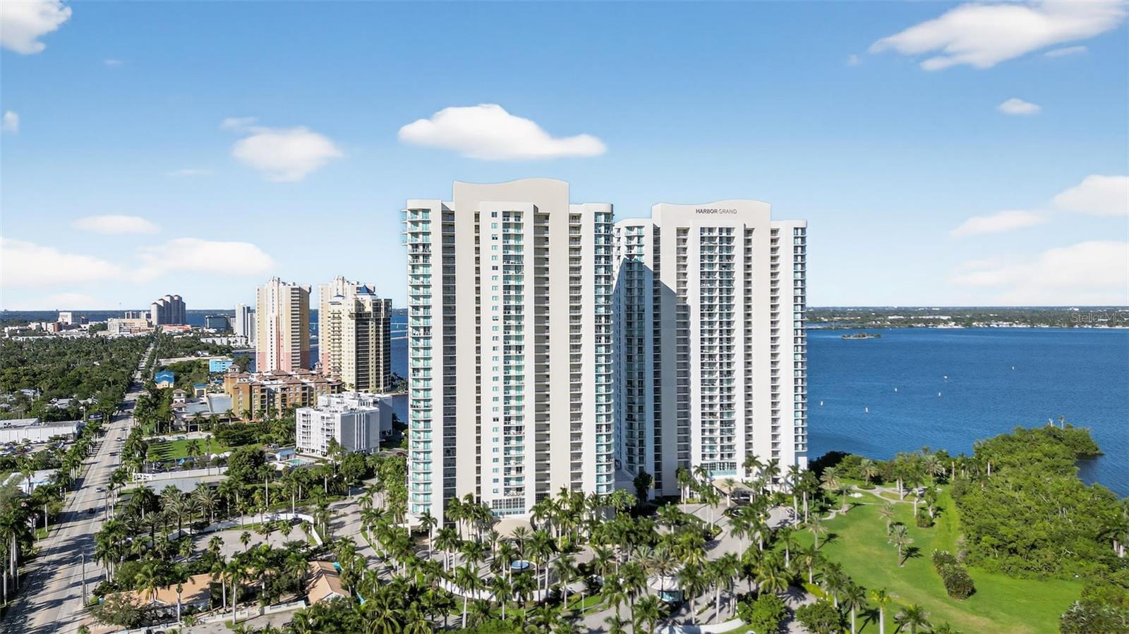 OASIS TOWER 01 - Residential