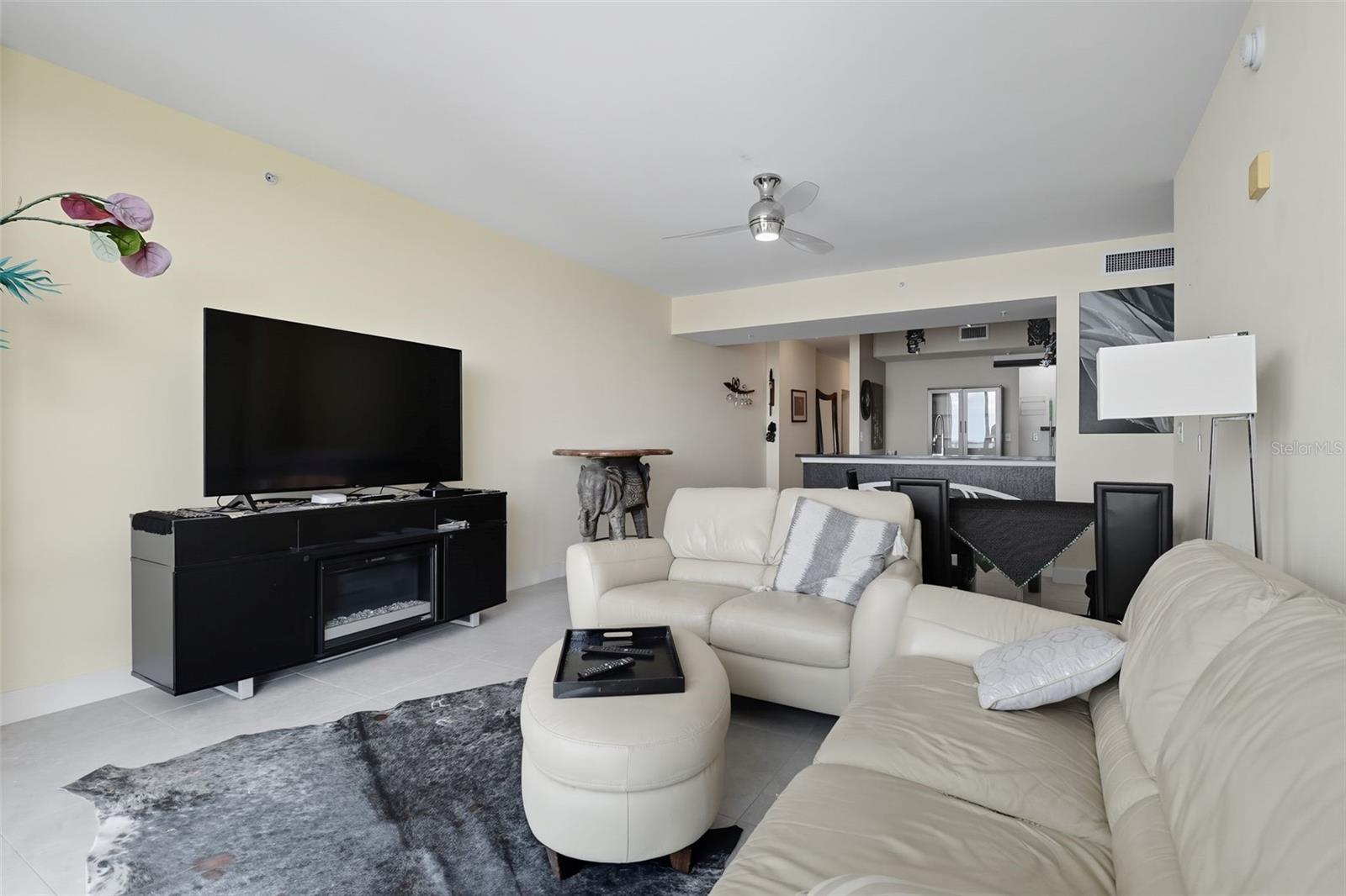 OASIS TOWER 01 - Residential