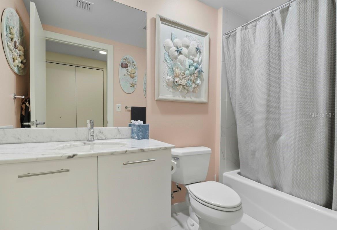 OASIS TOWER 01 - Residential