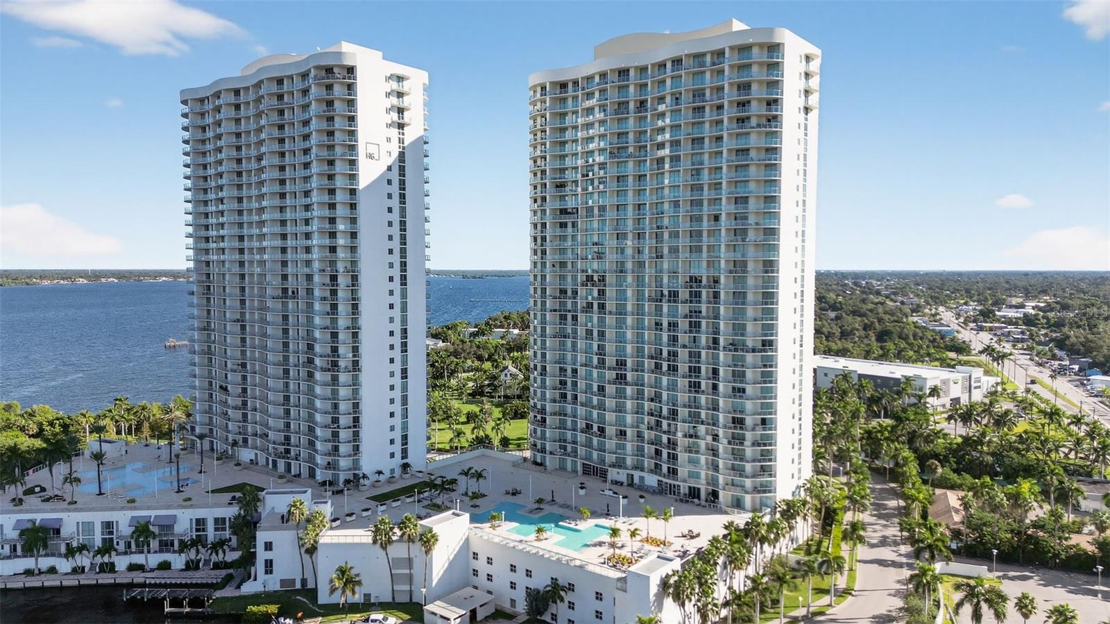 OASIS TOWER 01 - Residential