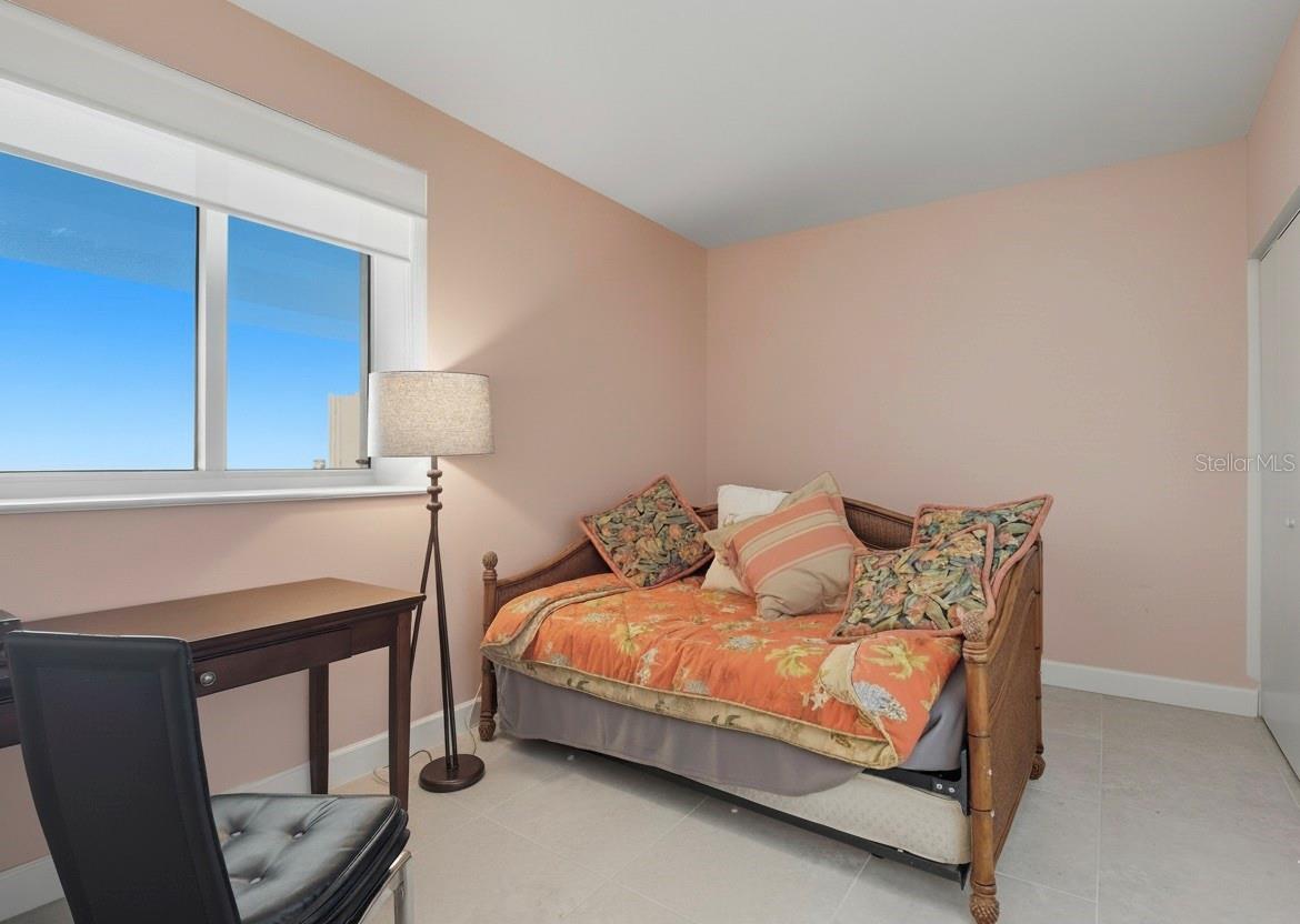 OASIS TOWER 01 - Residential