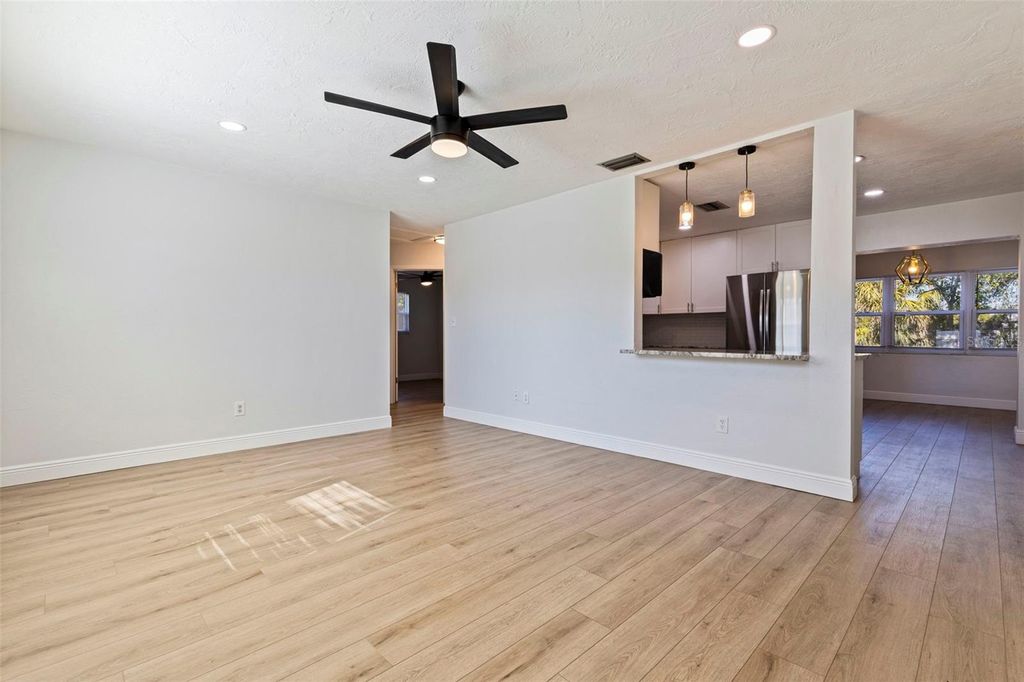 Photo of 763 76th Avenue N, St Petersburg, FL 33702 (MLS # TB8473135)