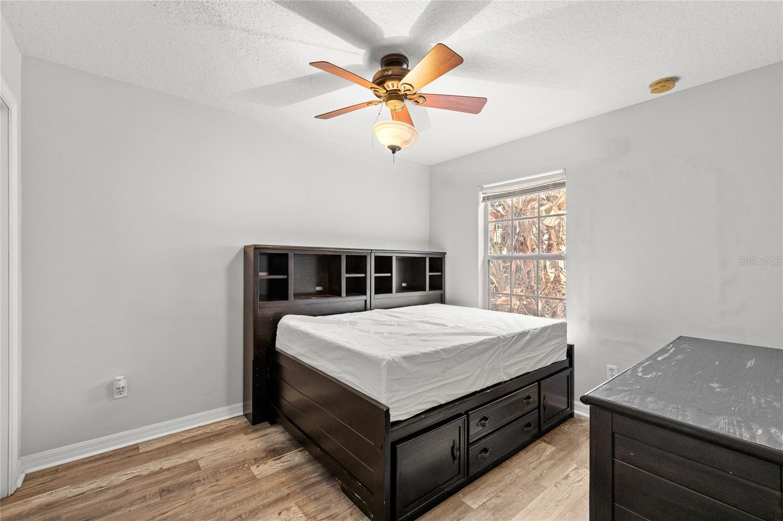 WALDEN CHASE - Residential