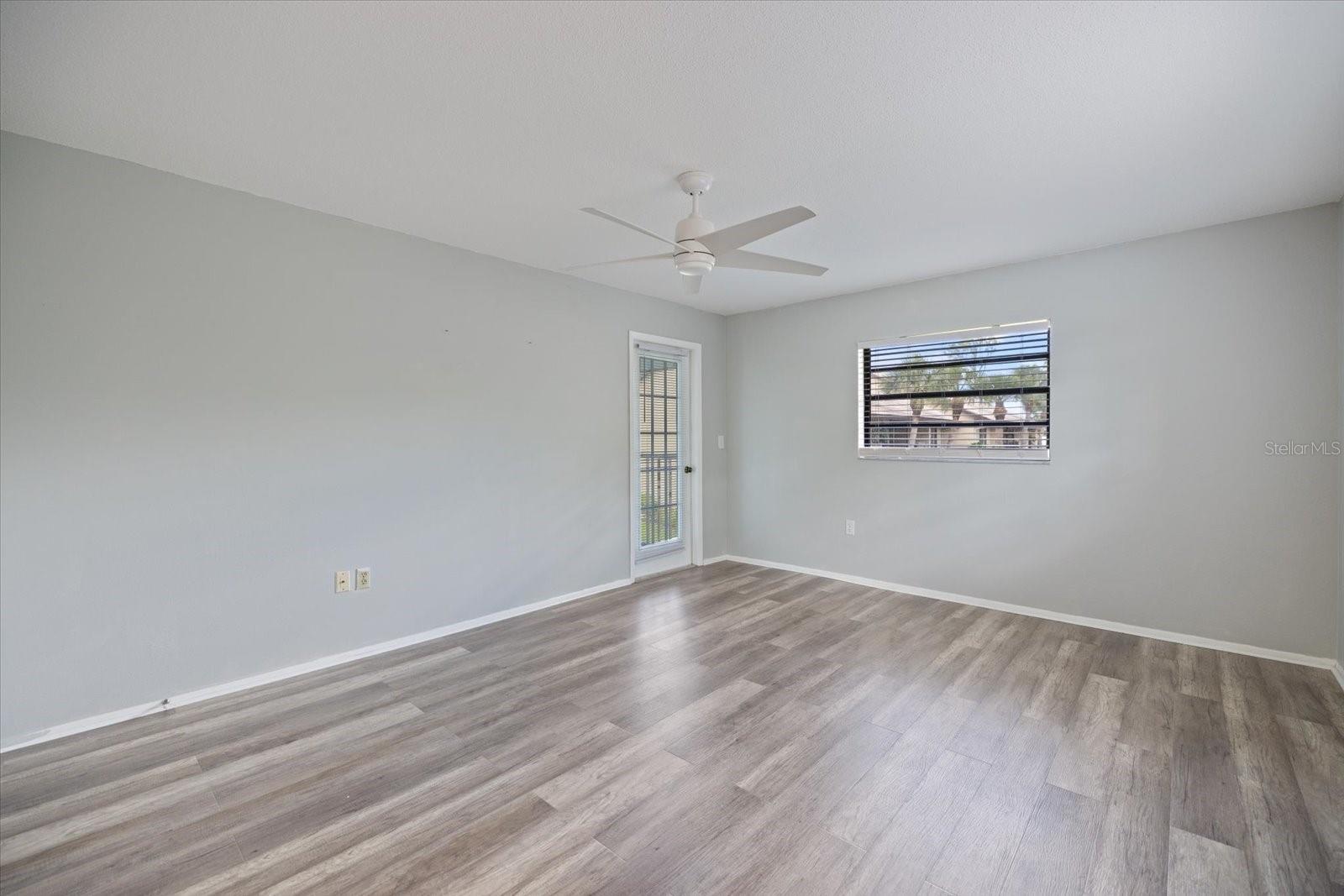 MISSION LAKES - Residential