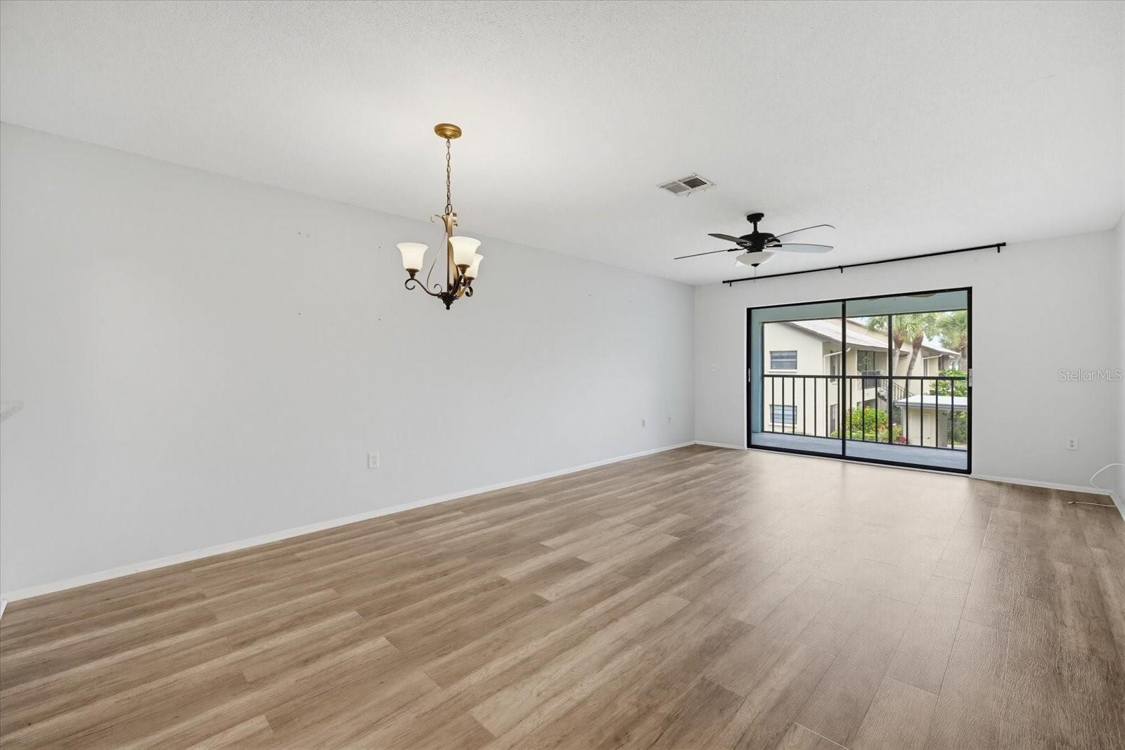 MISSION LAKES - Residential