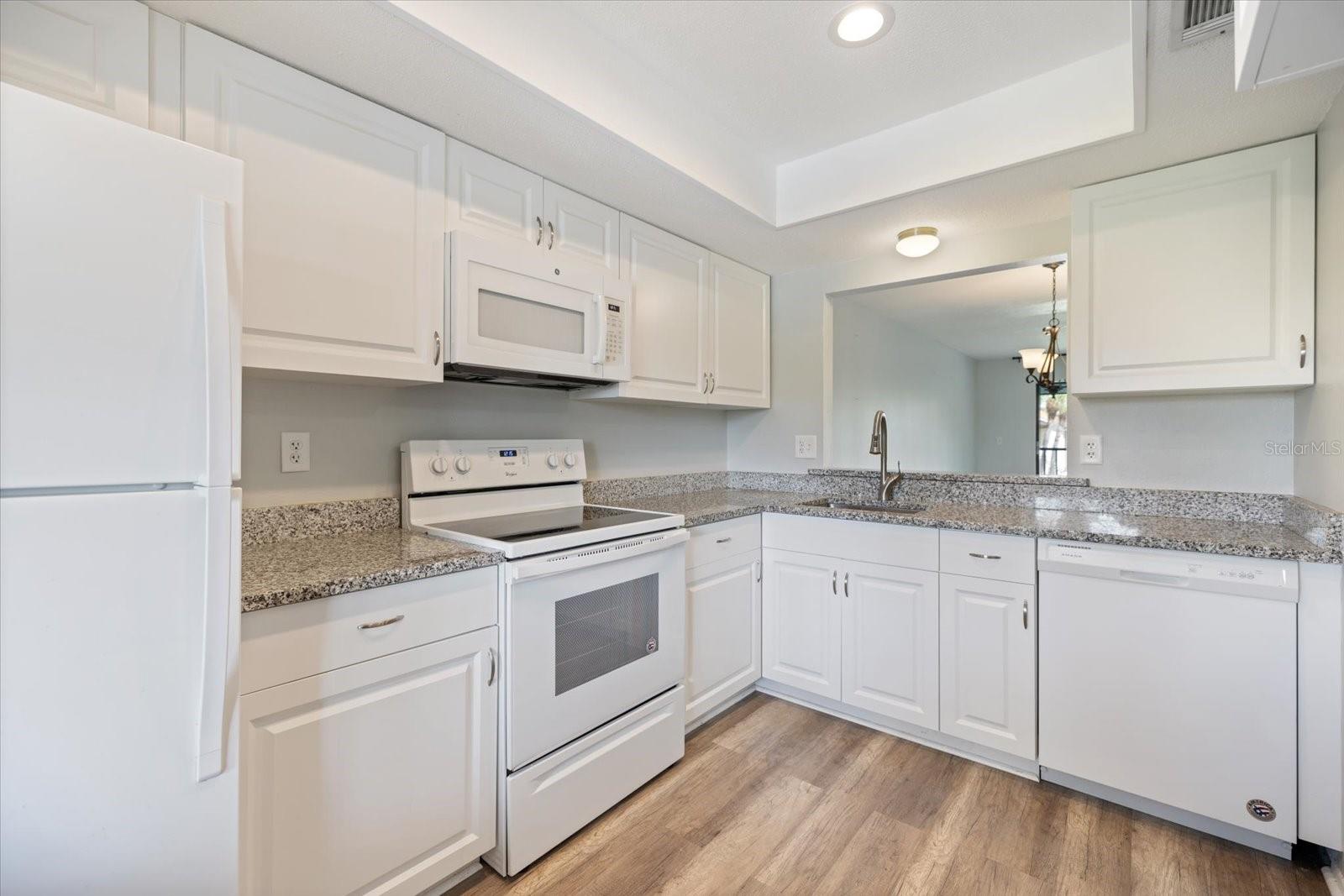 MISSION LAKES - Residential