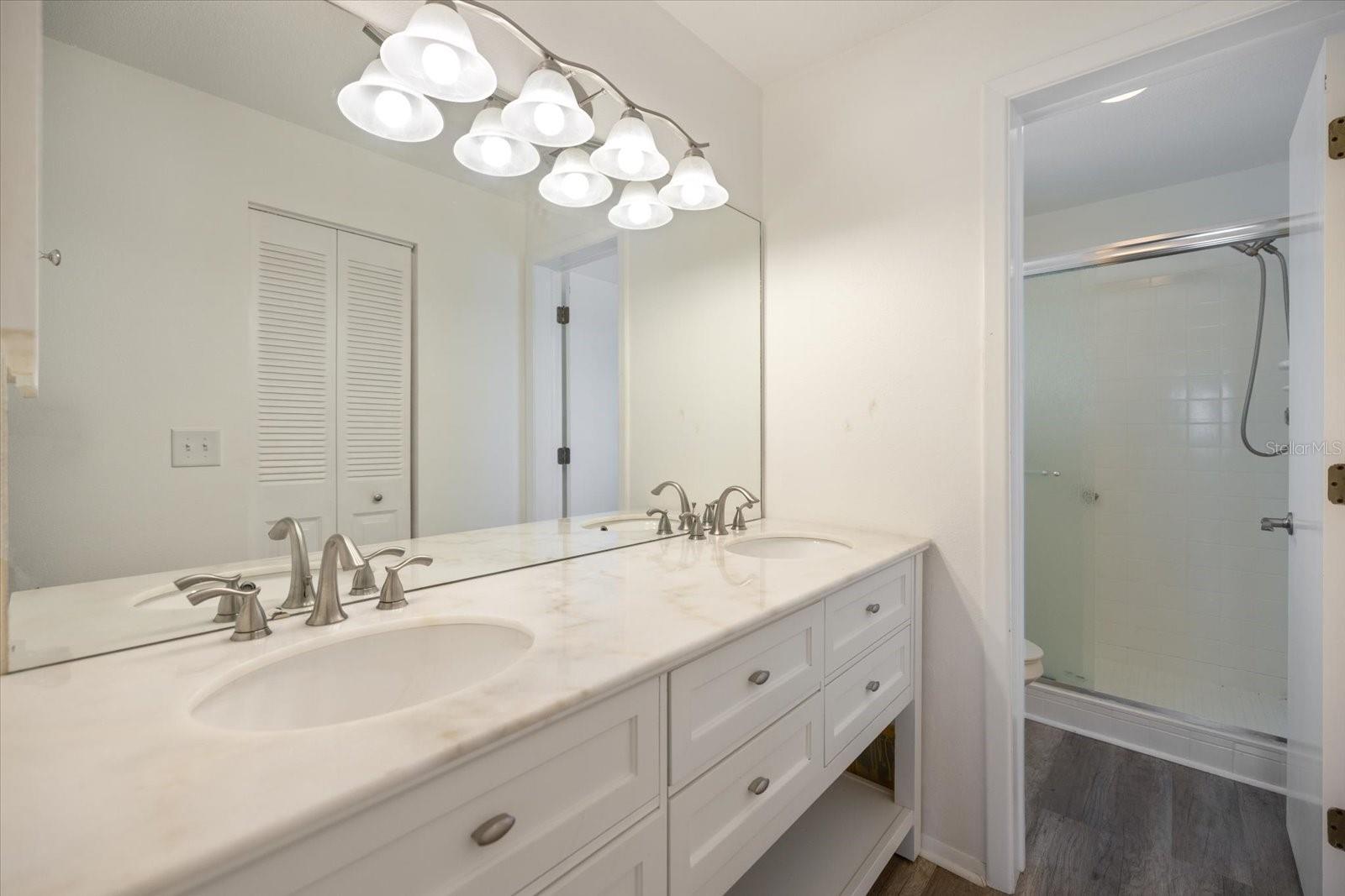 MISSION LAKES - Residential