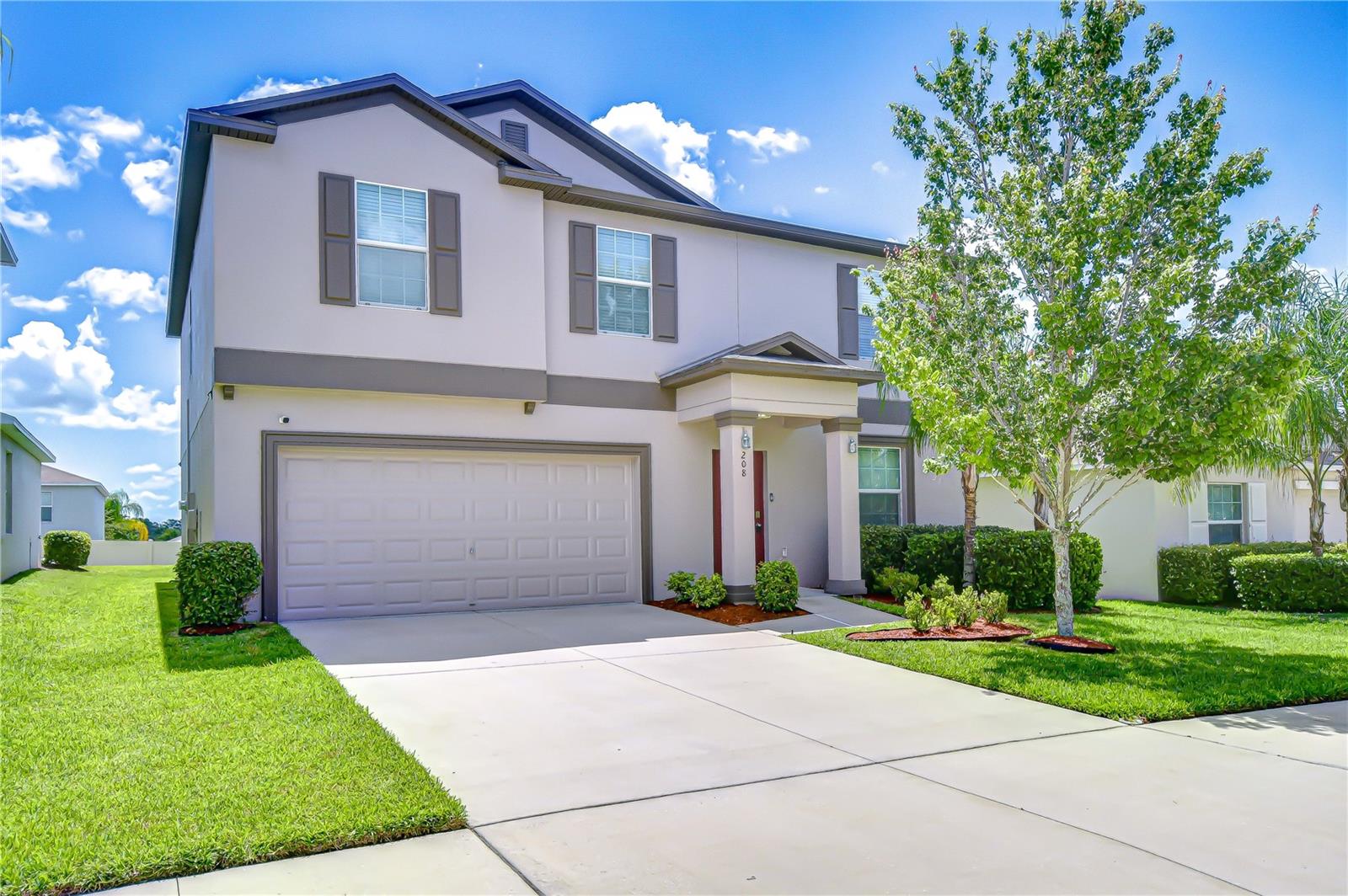 208 ENGLISH HERITAGE PLACE