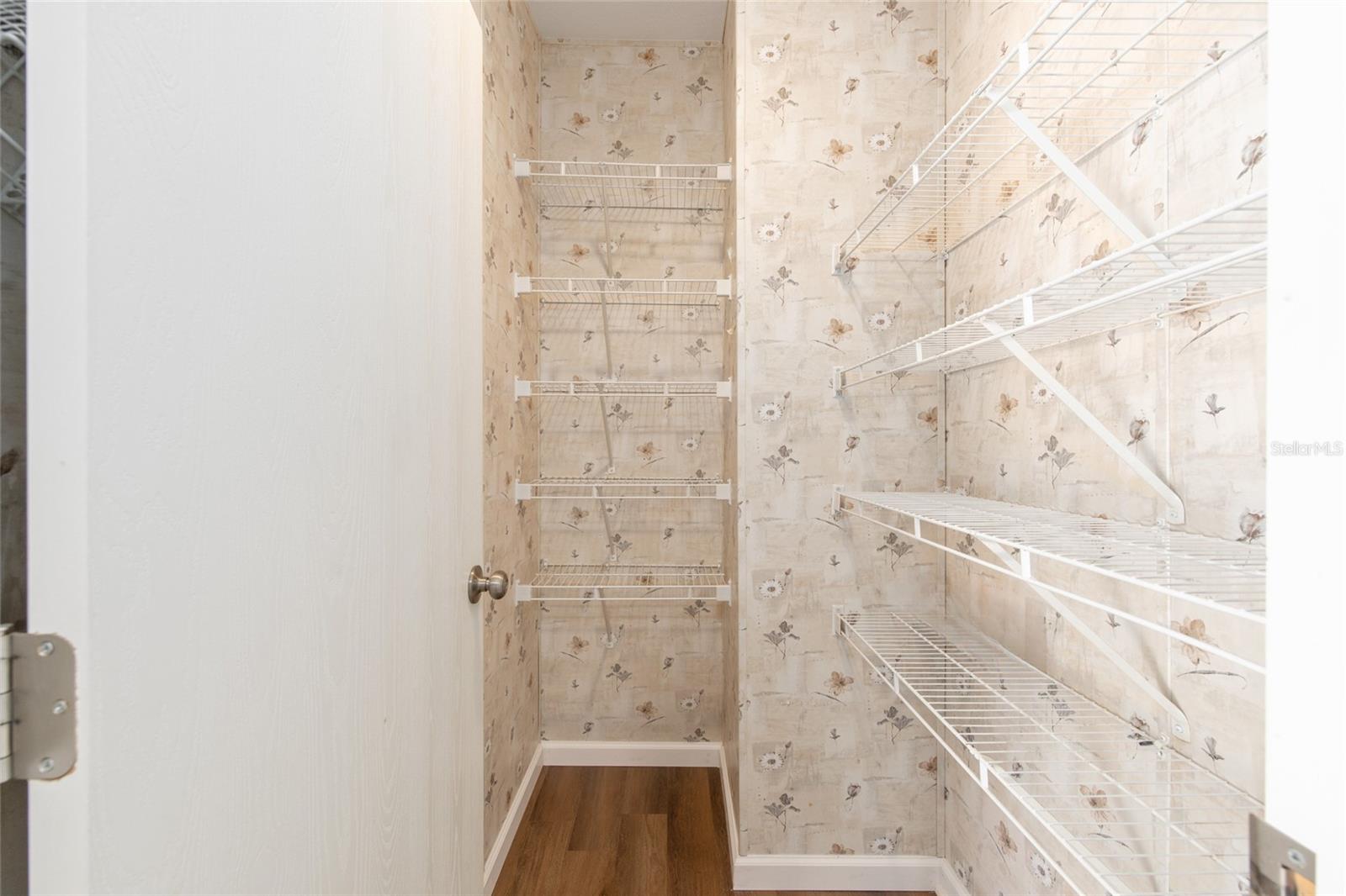 SPRING RUN OF CRYSTAL RIV - Residential