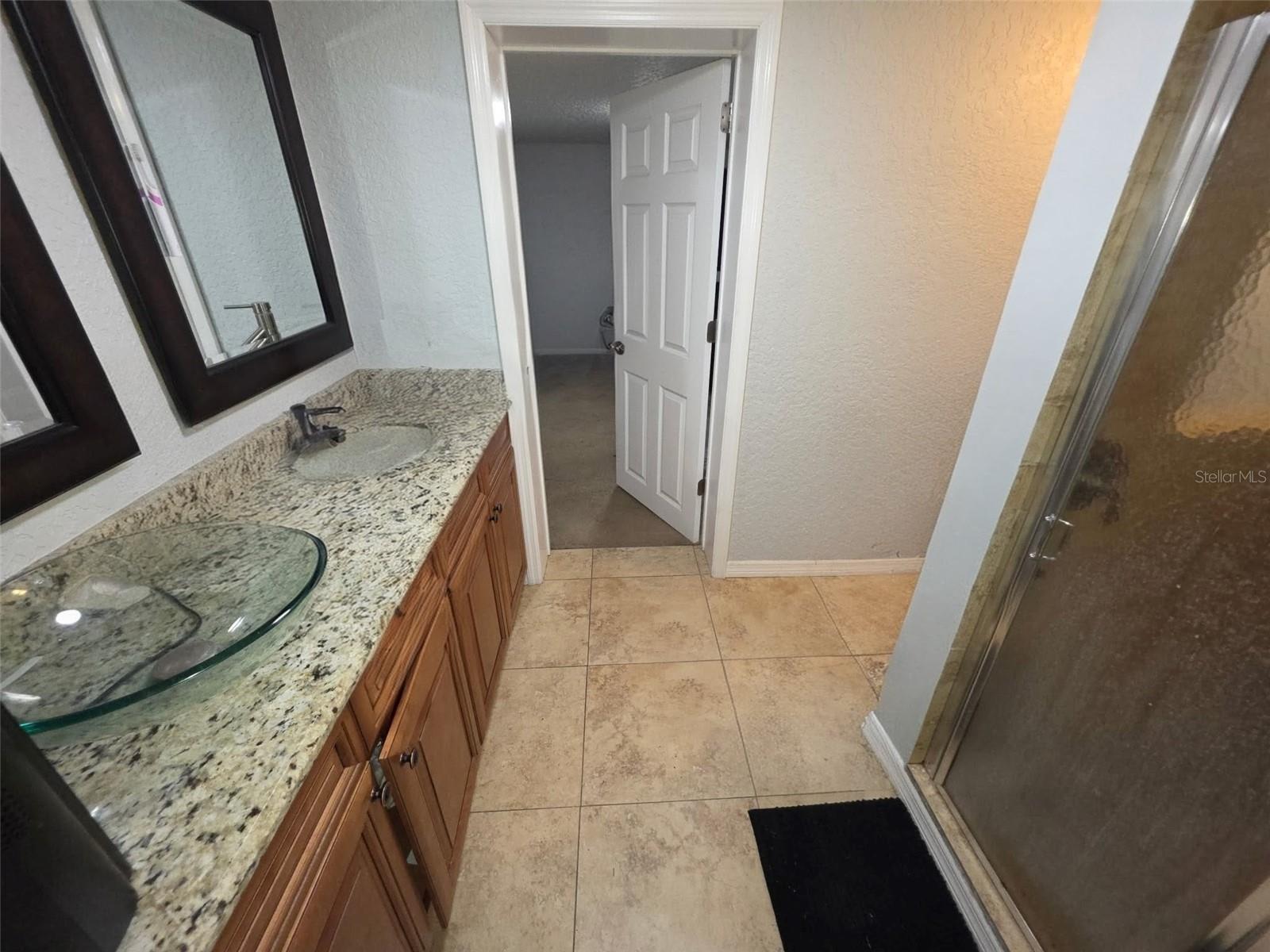 DOWD PARK - Residential Lease