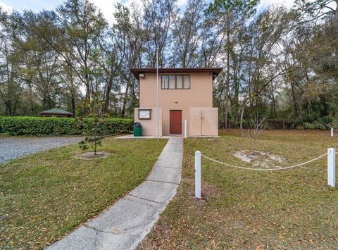 A home in DUNNELLON