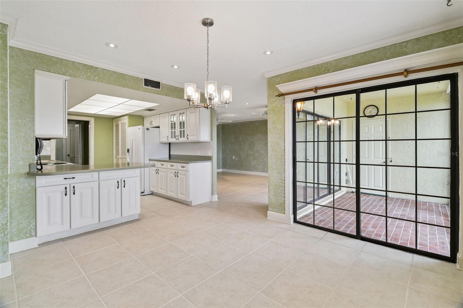 115 RIVER DRIVE CONDO PH 01 - Residential