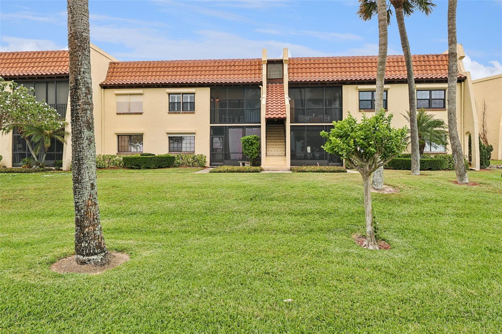 115 RIVER DRIVE CONDO PH 01 - Residential