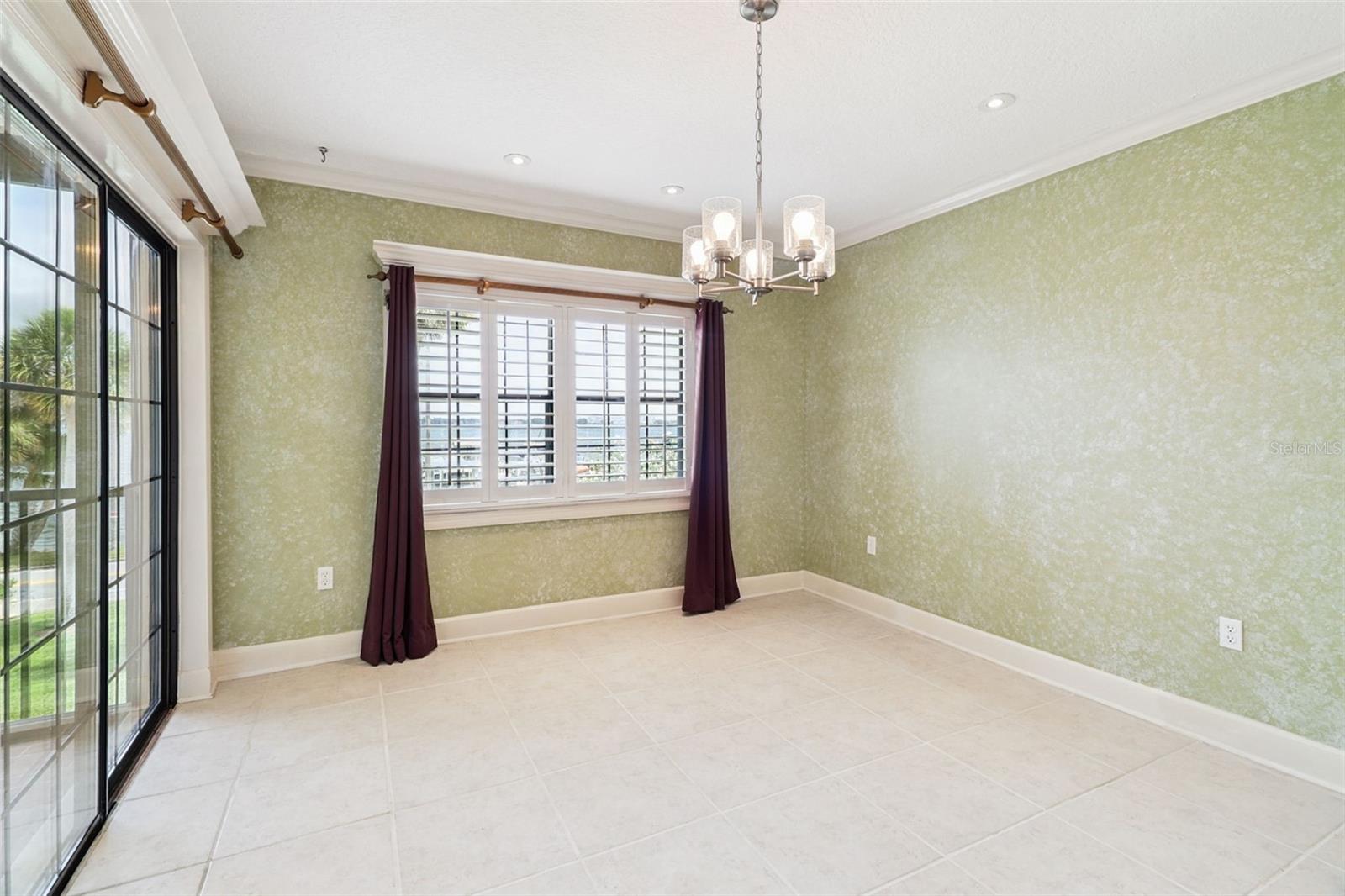 115 RIVER DRIVE CONDO PH 01 - Residential