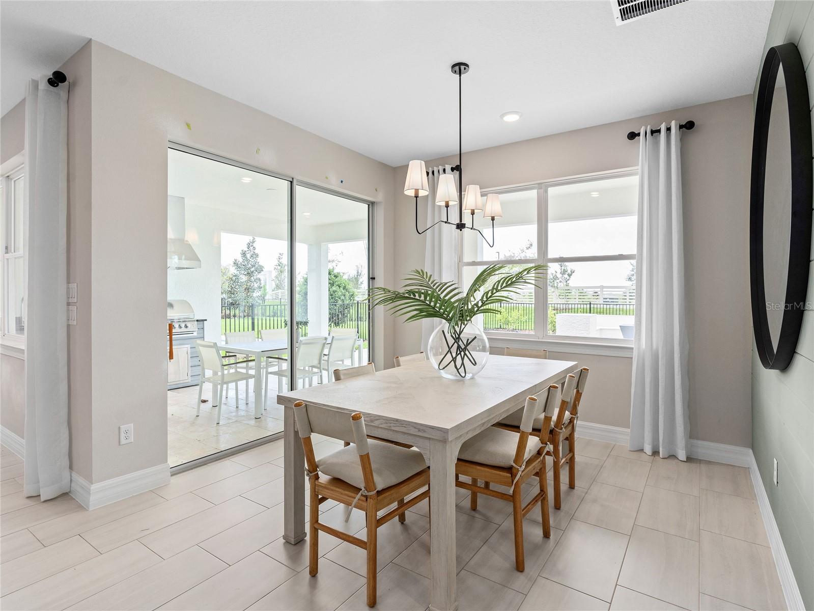 BRIDGEWALK - Residential