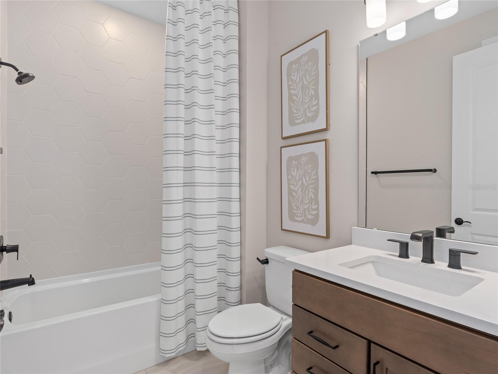 BRIDGEWALK - Residential