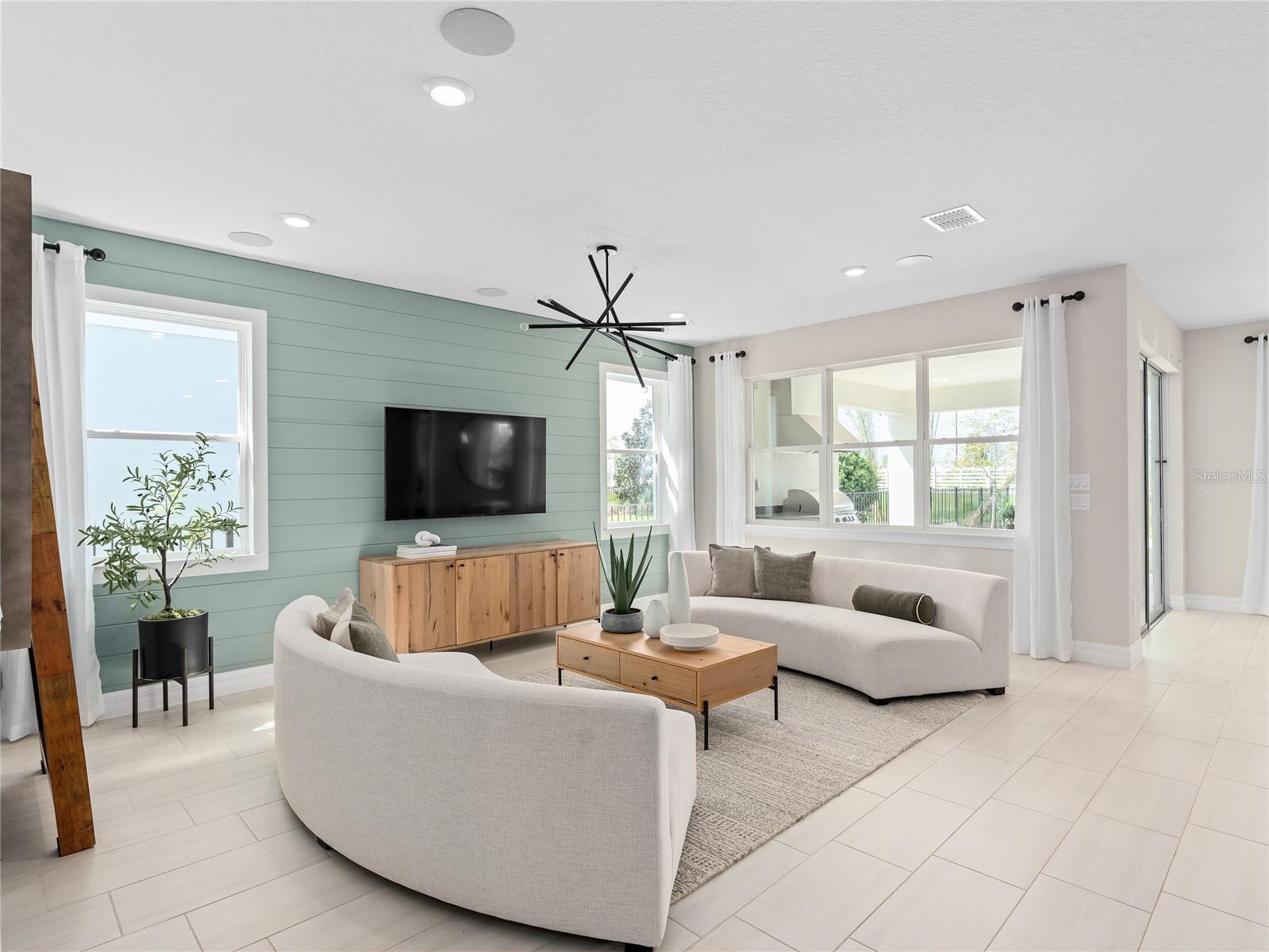 BRIDGEWALK - Residential